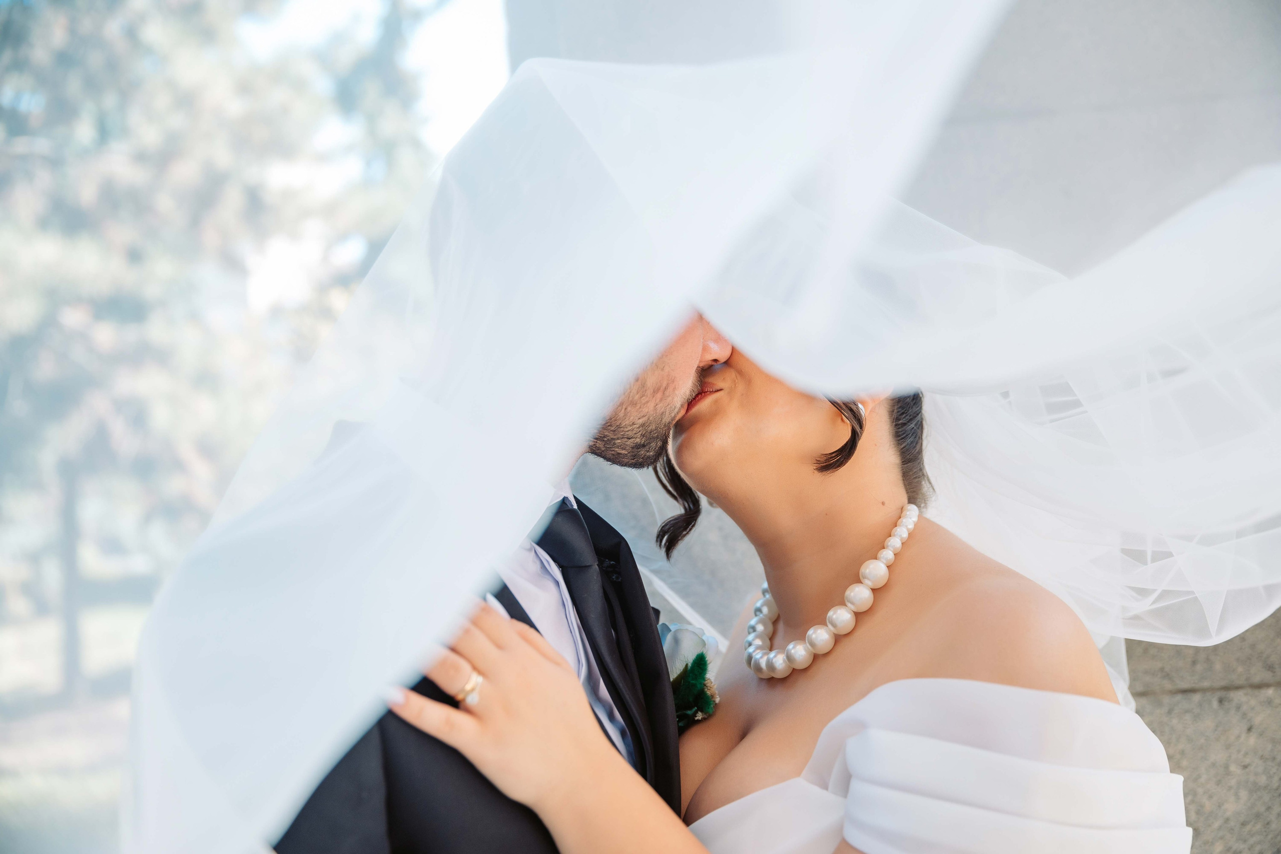 Crenguta & Robert. Contrast Studio