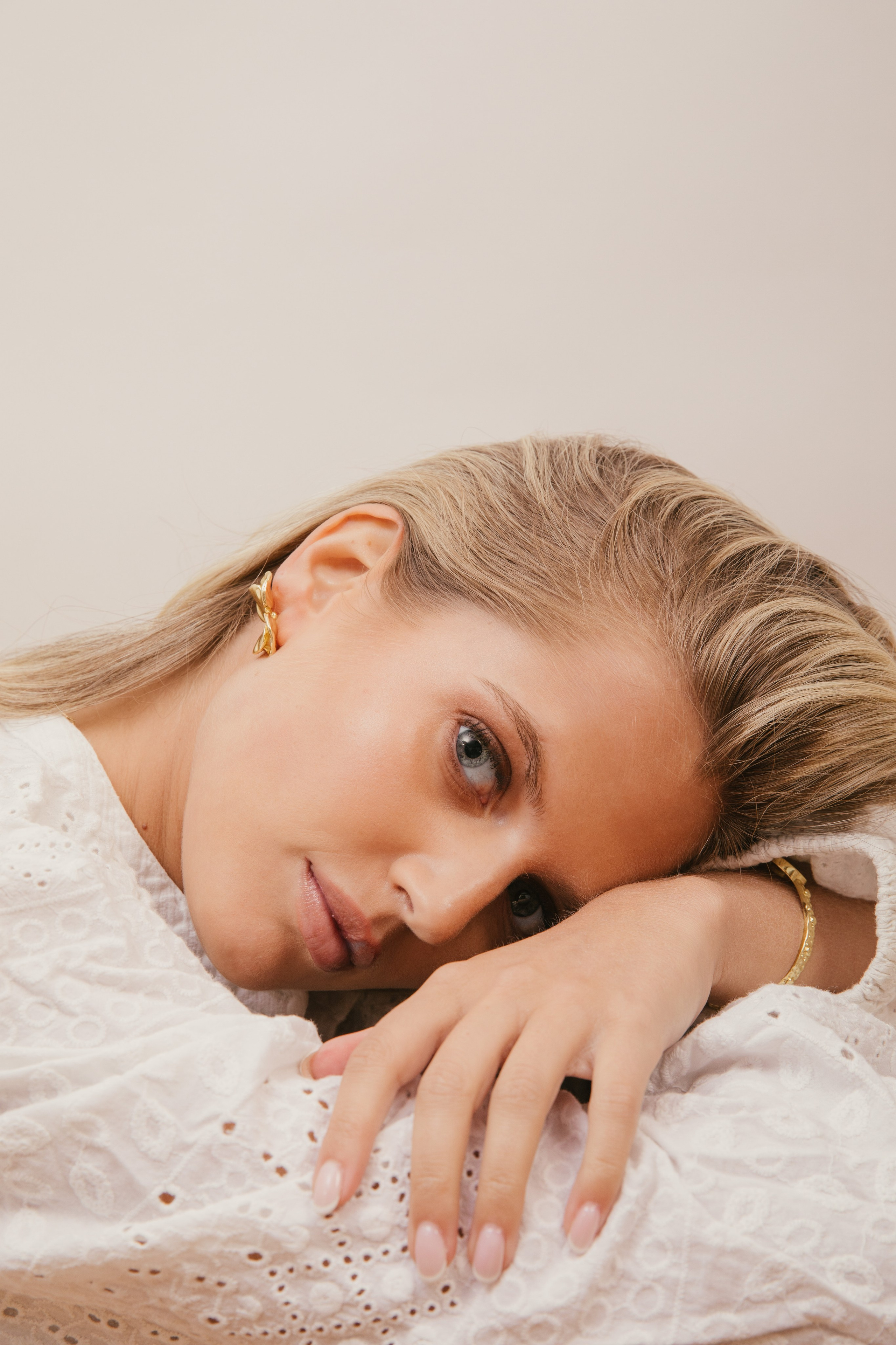 Joyas. Maria Kulakova — Fotógrafa en Santiago | Fotografía de producto, marcas y familias