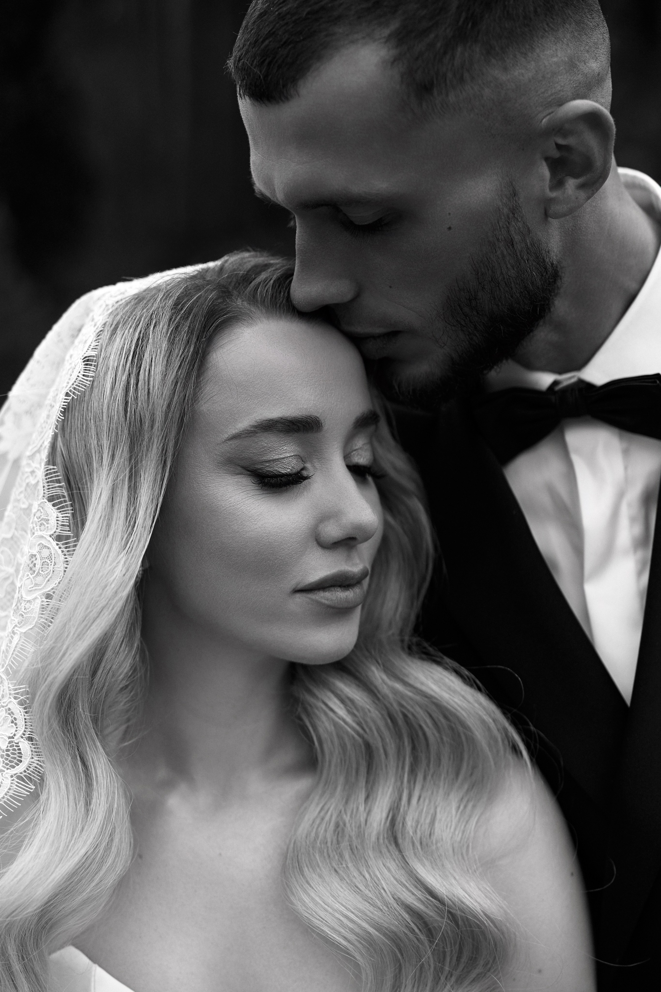 Natalia & Roman. Dworek przy lesie. Fotograf ślubny i rodzinny w Krakowie Yana Klymova