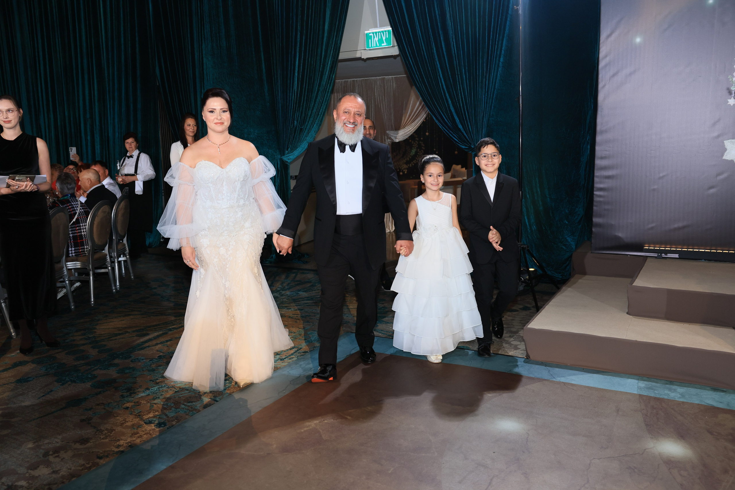 DANIEL. Фотографы на свадьбы и мероприятия Студия «Шалом»