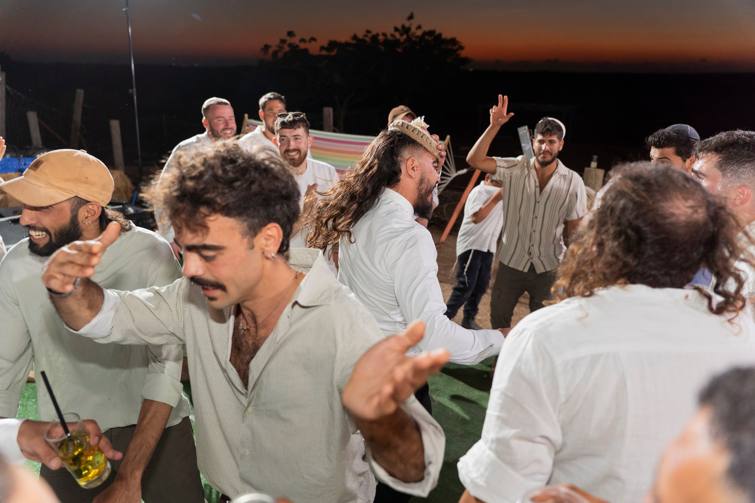 אביה ואחיה. יוסף מזרחי צילום חתונה, ברית וזוגיות. צלם מקצועי שאוהב להוציא אתכם הכי יפים ברגעים הכי מרגשים