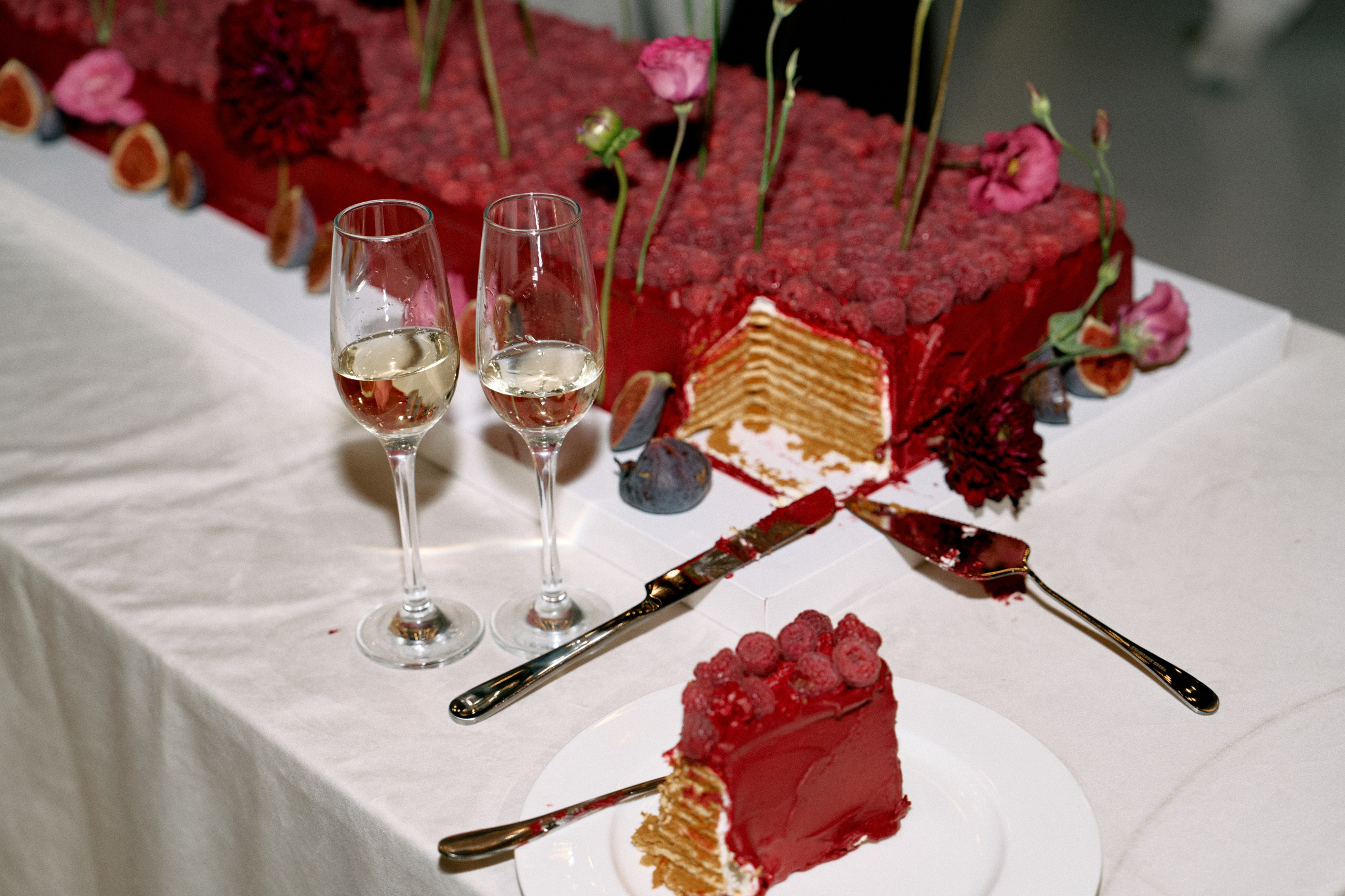 S&S. Ash Hovsepyan Wedding Photographer in Europe, USA and Worldwide