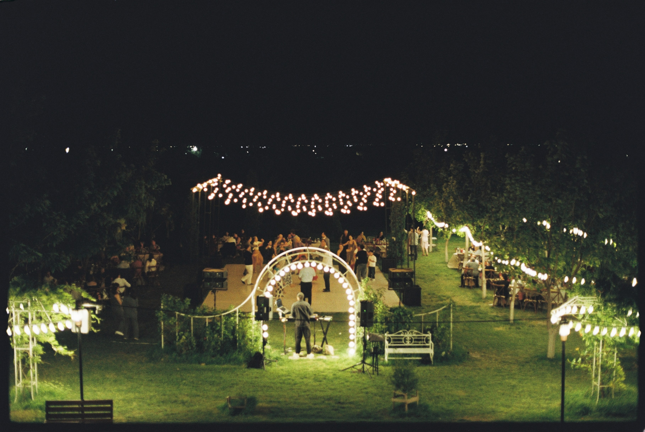 S&S. Ash Hovsepyan Wedding Photographer in Europe, USA and Worldwide
