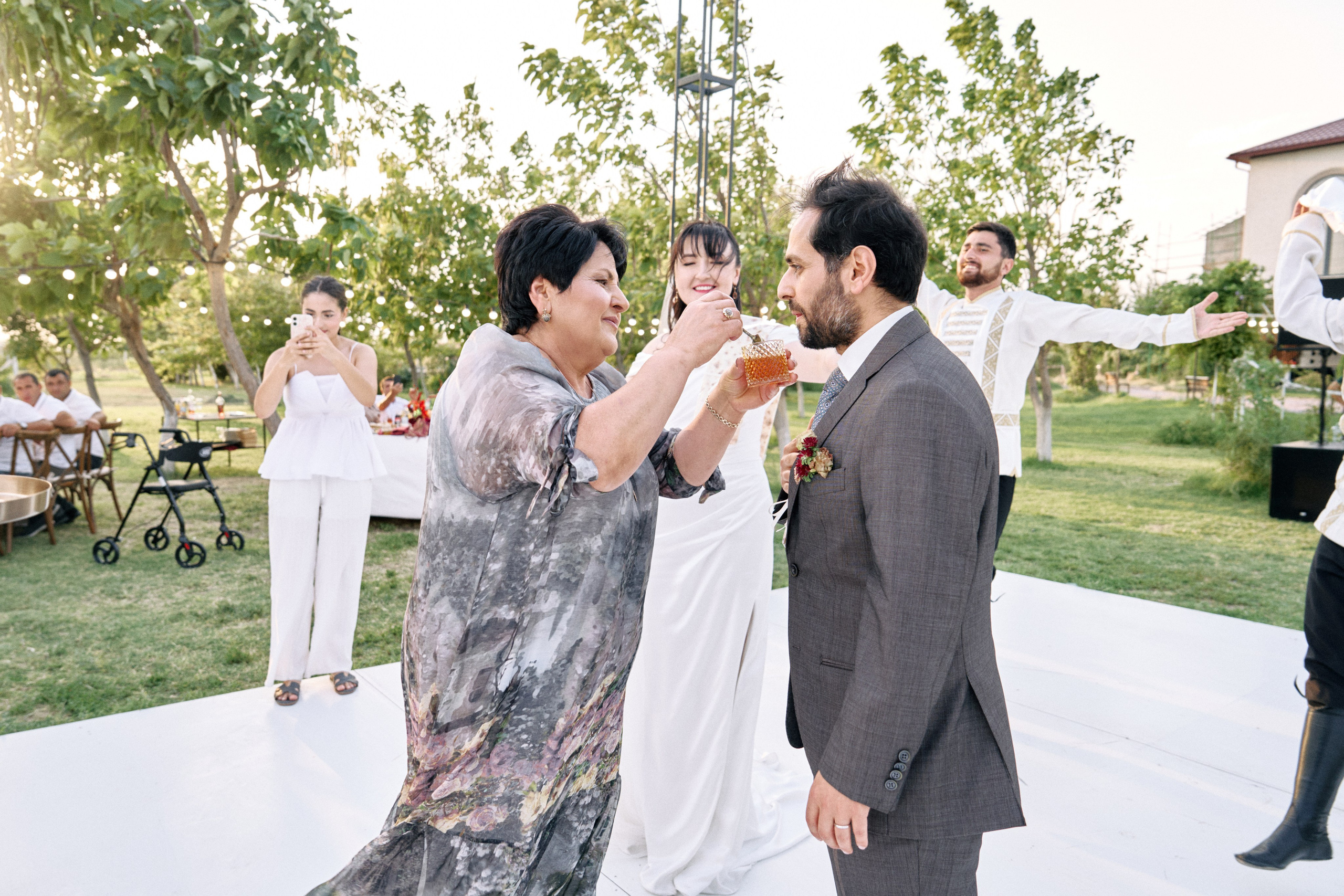 S&S. Ash Hovsepyan Wedding Photographer in Europe, USA and Worldwide