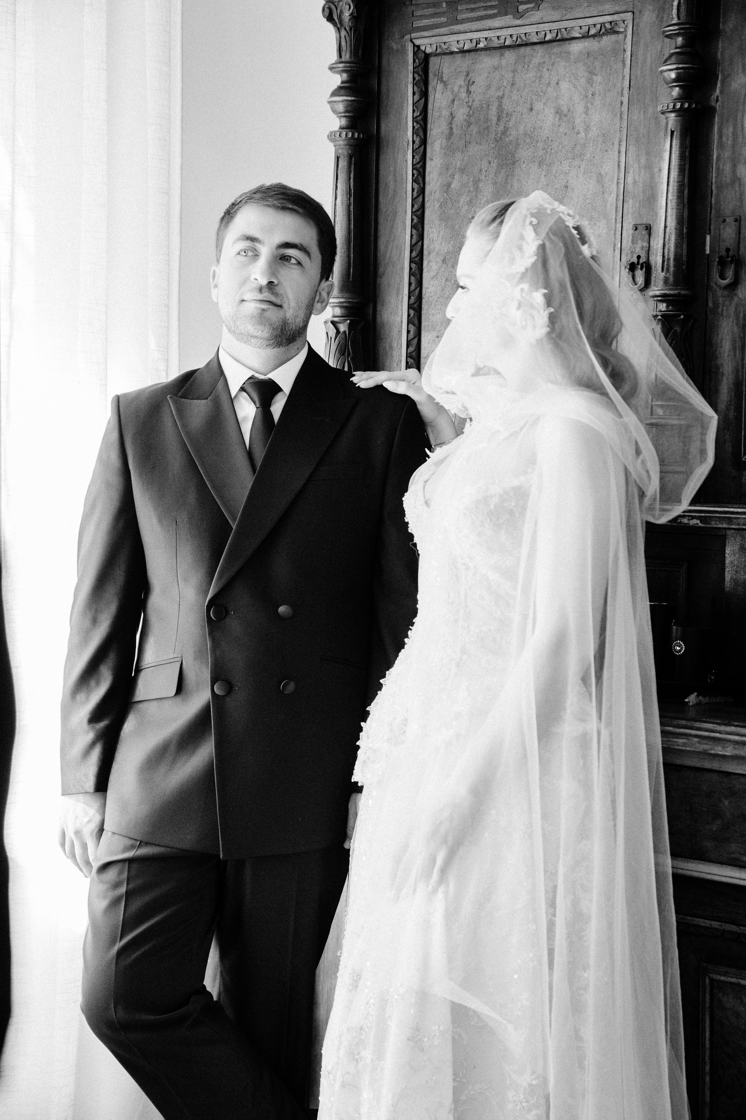 M&SH. Ash Hovsepyan Wedding Photographer in Europe, USA and Worldwide