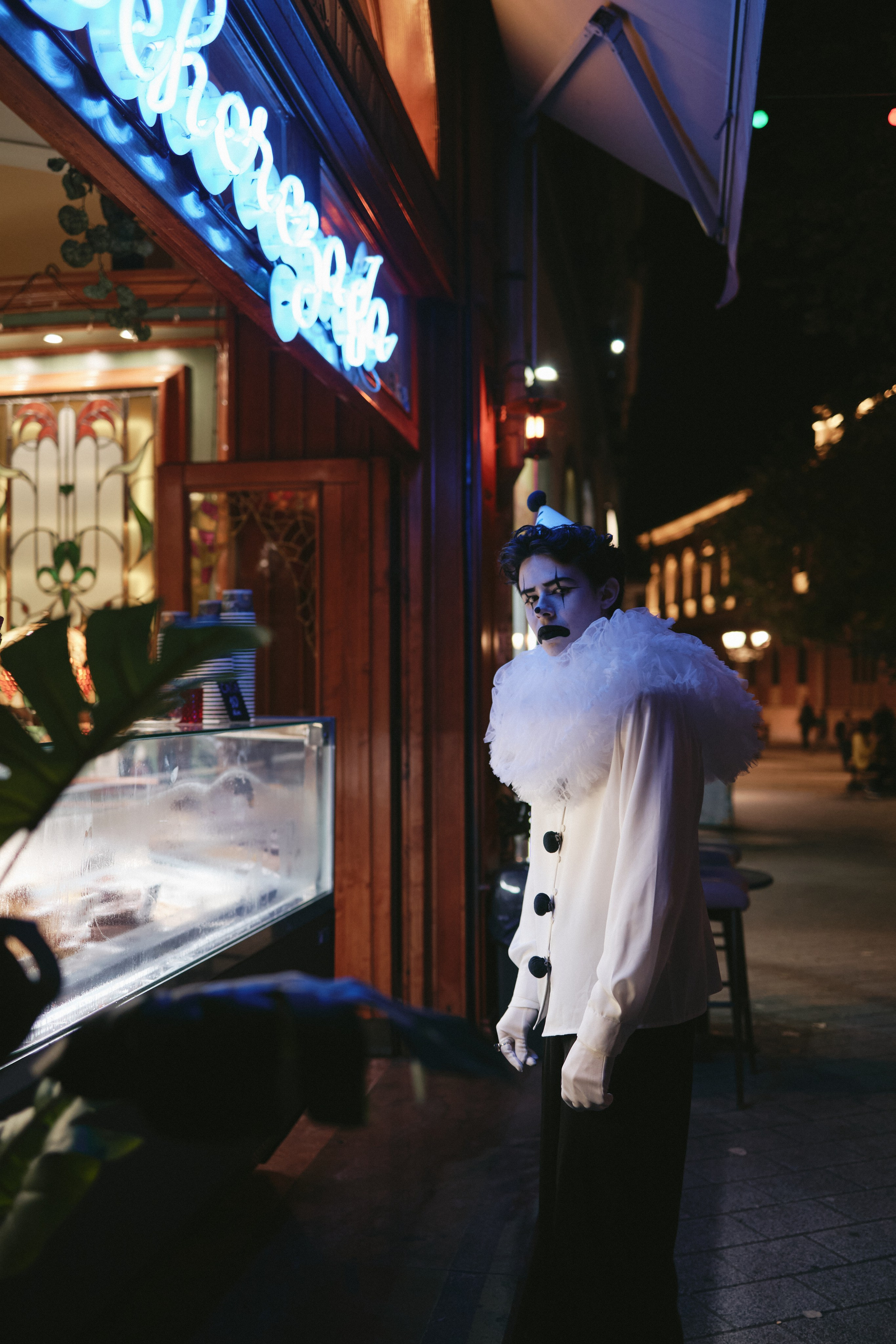 Маска и личность | Концептуальная фотосессия клоуна в Нови Саде. Анастасия Еремина | Фотограф в Сербии | Персональные и бизнес-фотосессии в Белграде и Нови Саде