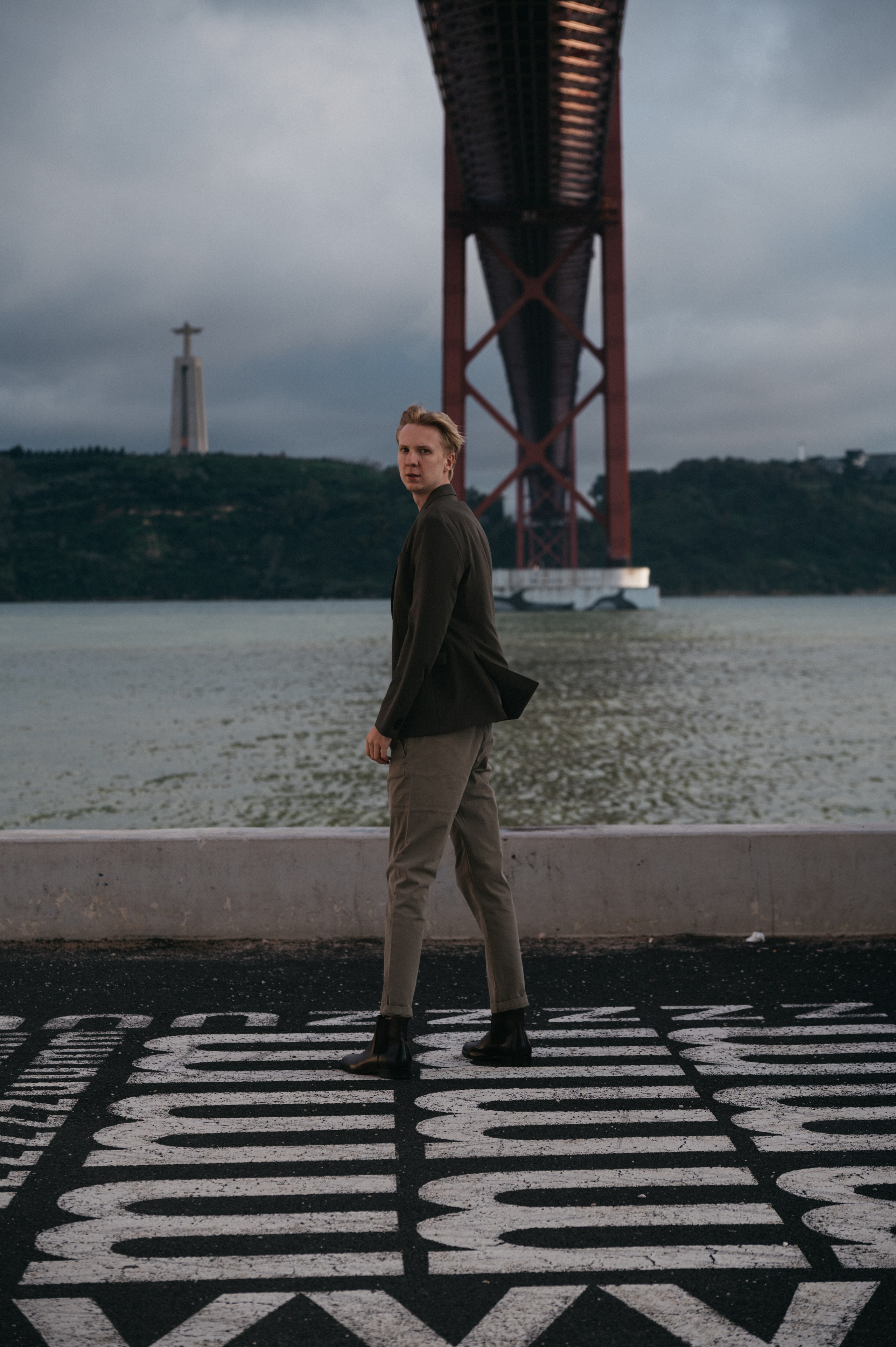 WINDY. Wedding and commercial photographer