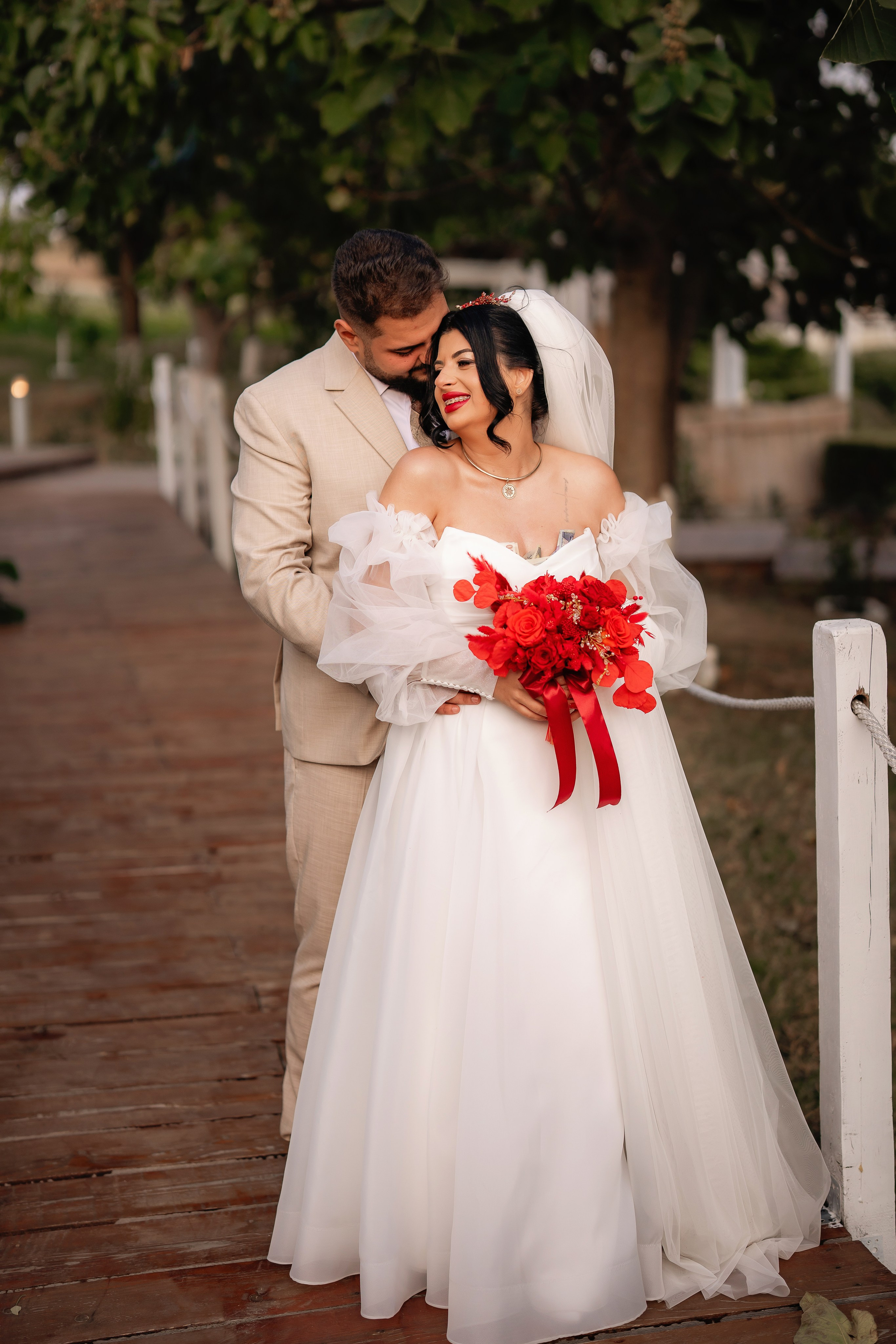 Camelia si Andrei - Traditional Love Story. Fotografi de nunta in Bucuresti, Iulia si Stefan Ovidiu