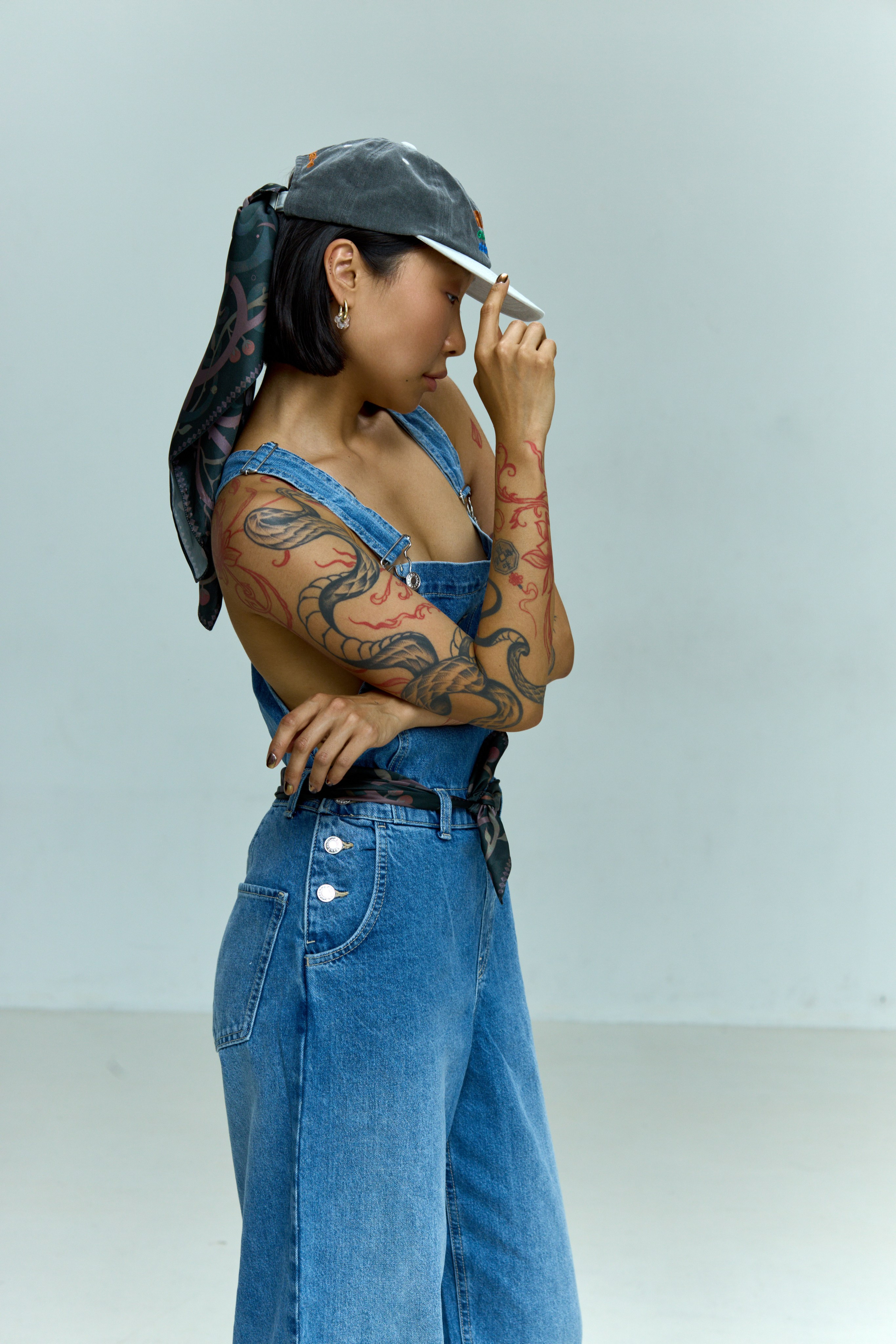 ПЛАТОК ОТ ИРИНА И ОЛЬГА ЕРТАХАНОВЫ. Фотостудия рекламной, коммерческой съемки в Улан-Удэ