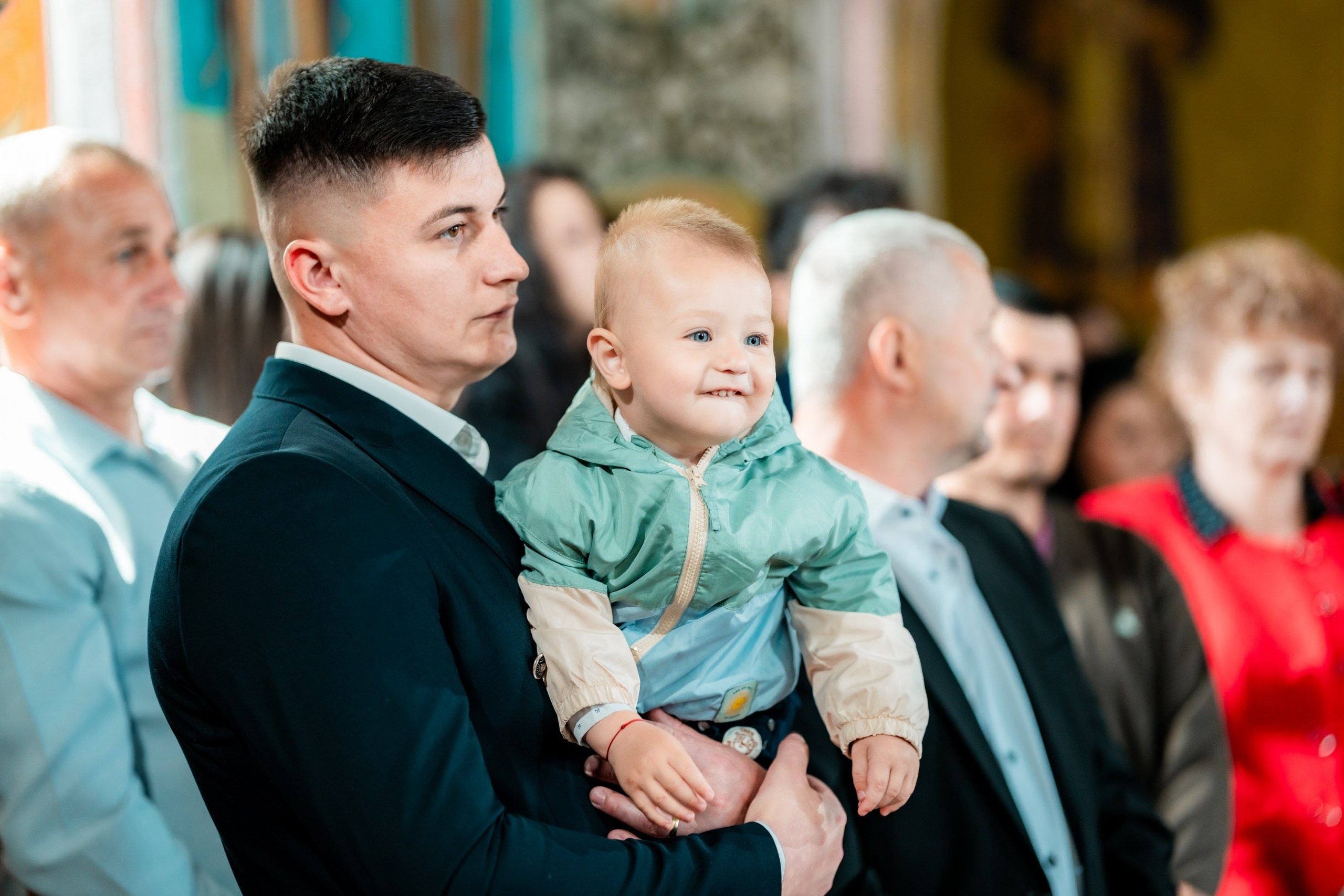 fotograf botez Miruna Parascheva, fotografie botez Botoșani, fotograf Alin Chirilă, amintiri botez, fotografii botez, botez Miruna Parascheva, fotograf copii, fotografie botez în Botoșani-alt="botez Miruna Parascheva, fotografie botez Alin Chirilă, amintiri botez, fotografii emoționante botez Botoșani"-- fotografii-botez-bebelus- amintiri-botez-micuț- moment-sfânt-crestinare- fotografie-emotionanta-botez- detalii-botez-bebelusi- parinti-fericiti-la-botez- fotograf-botez-profesionist- botez-in-biserica-ortodoxa- micuț-botezat-cu-emoție- zâmbete-și-lacrimi-la-botez- bebeluș-la-cristelniță- decor-botez-colorat- botez-cu-dragoste-și-credință- emotie-pura-la-botez- fotograf-botez-botosani- botez-iasi-suceava-fotograf- amintiri-nepretuite-botez