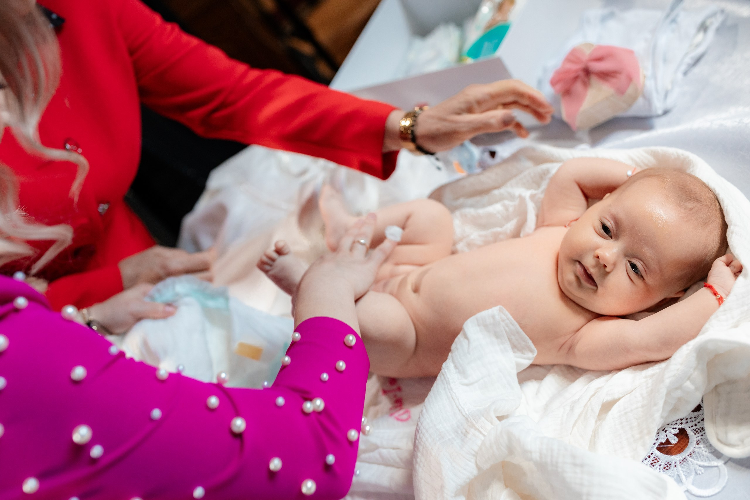 fotograf botez Miruna Parascheva, fotografie botez Botoșani, fotograf Alin Chirilă, amintiri botez, fotografii botez, botez Miruna Parascheva, fotograf copii, fotografie botez în Botoșani-alt="botez Miruna Parascheva, fotografie botez Alin Chirilă, amintiri botez, fotografii emoționante botez Botoșani"-- fotografii-botez-bebelus- amintiri-botez-micuț- moment-sfânt-crestinare- fotografie-emotionanta-botez- detalii-botez-bebelusi- parinti-fericiti-la-botez- fotograf-botez-profesionist- botez-in-biserica-ortodoxa- micuț-botezat-cu-emoție- zâmbete-și-lacrimi-la-botez- bebeluș-la-cristelniță- decor-botez-colorat- botez-cu-dragoste-și-credință- emotie-pura-la-botez- fotograf-botez-botosani- botez-iasi-suceava-fotograf- amintiri-nepretuite-botez