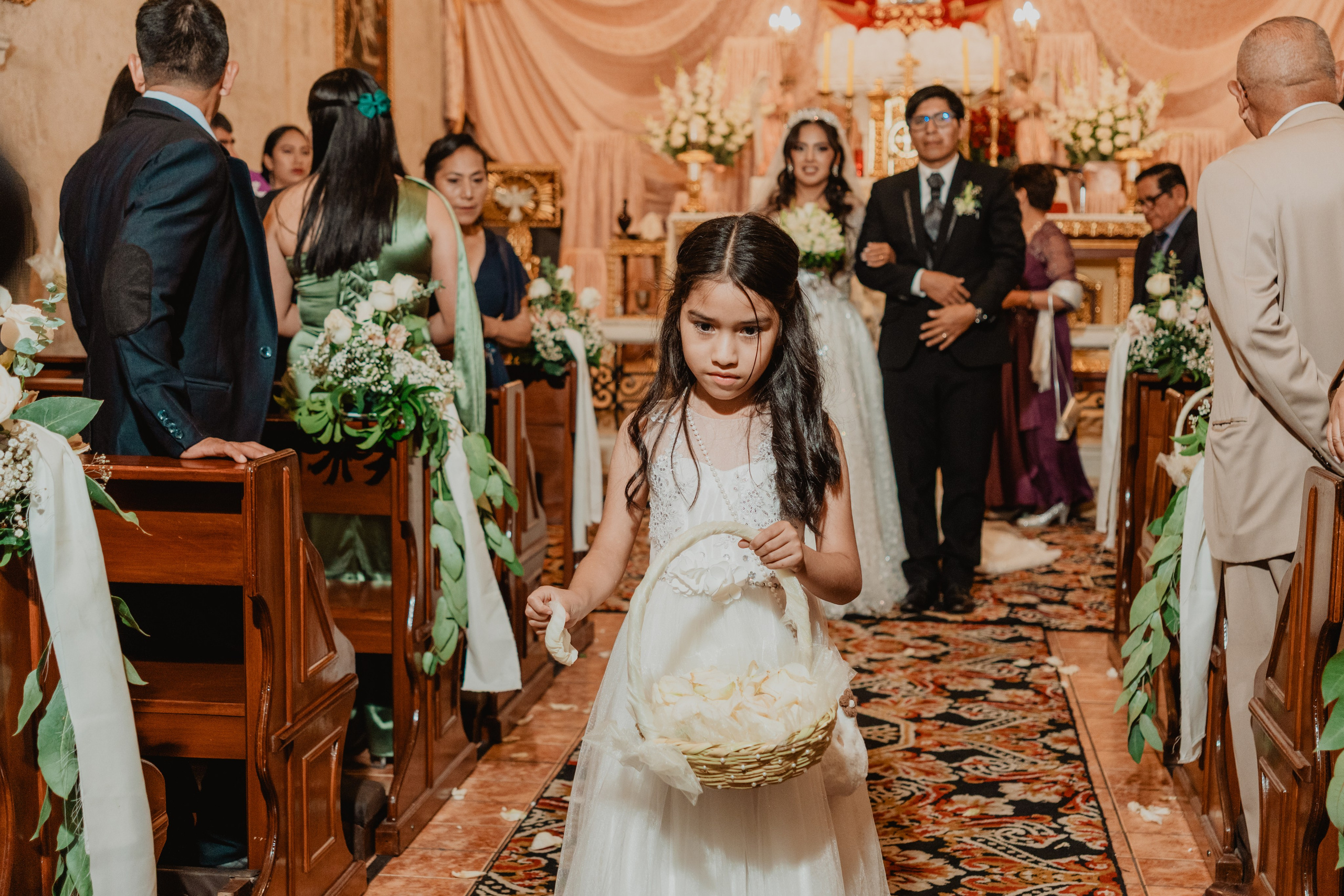 FERNANDO + MARIBEL | BODA RELIGIOSA. Studio KVTA | Fotografía y Video de Bodas en Arequipa