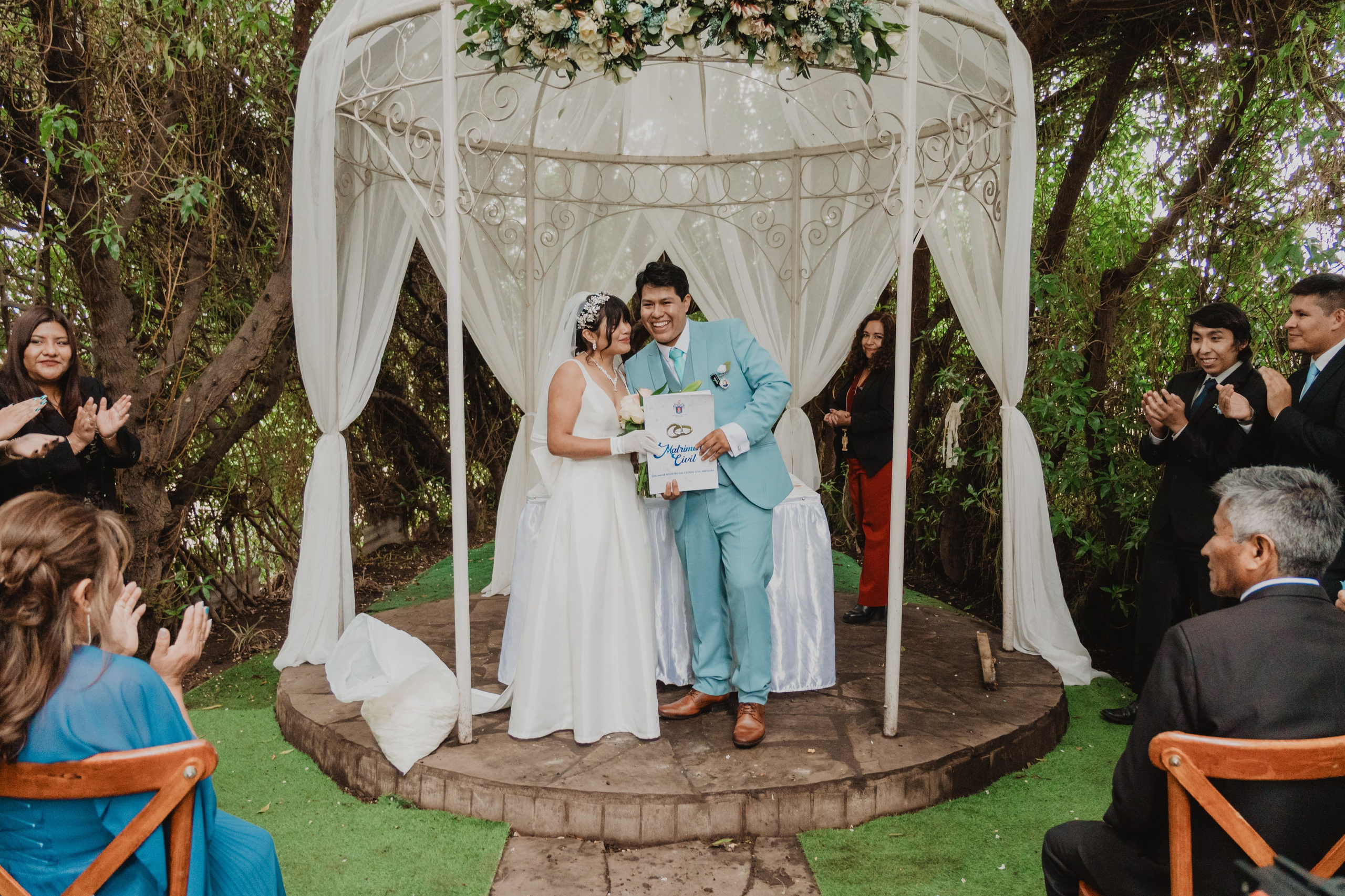 STEISY + EMMANUEL | BODA RELIGIOSA. Studio KVTA | Fotografía y Video de Bodas en Arequipa