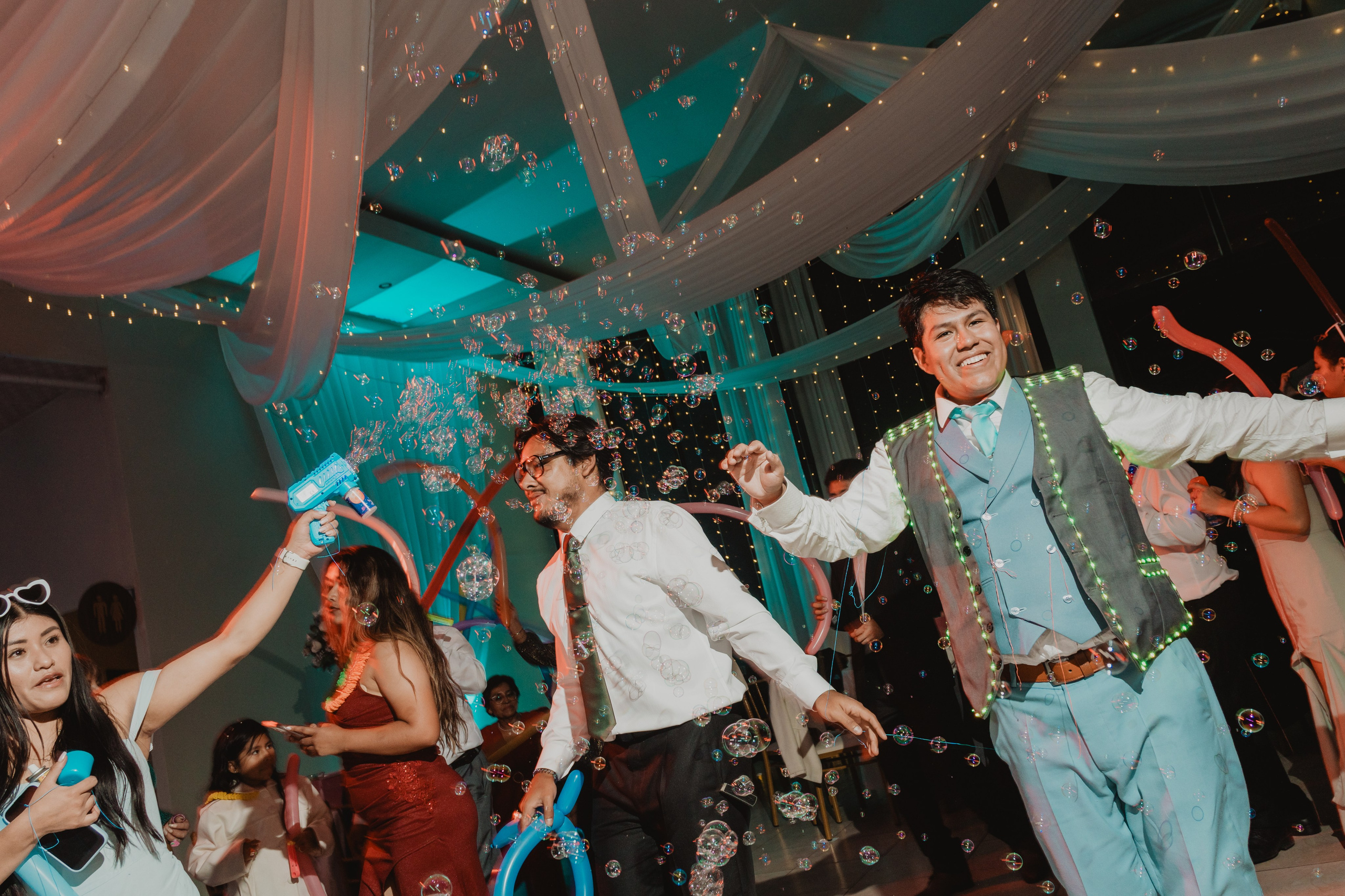 STEISY + EMMANUEL | BODA RELIGIOSA. Studio KVTA | Fotografía y Video de Bodas en Arequipa