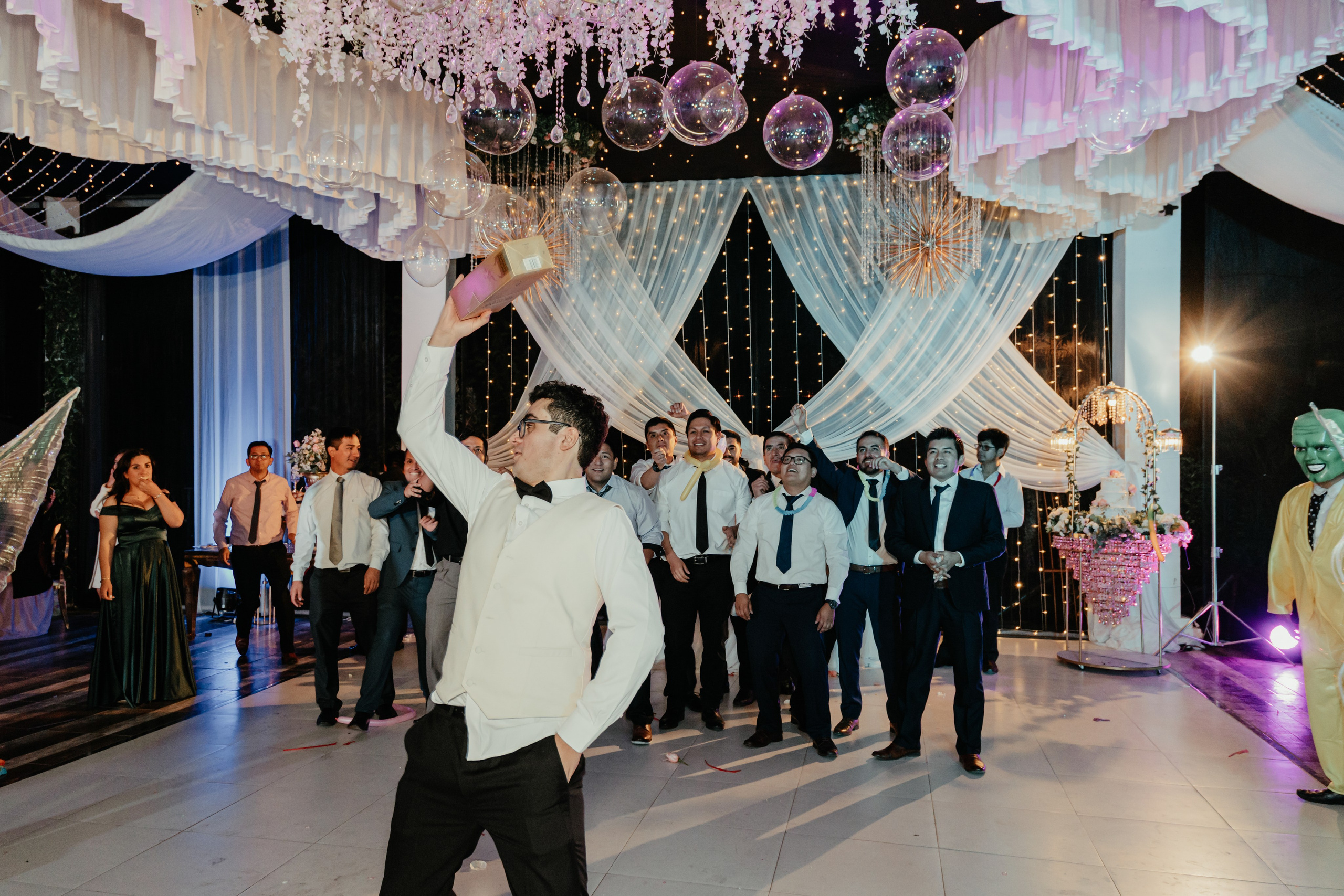 VANIA + LUIS BODA CIVIL. Studio KVTA | Fotografía y Video de Bodas en Arequipa