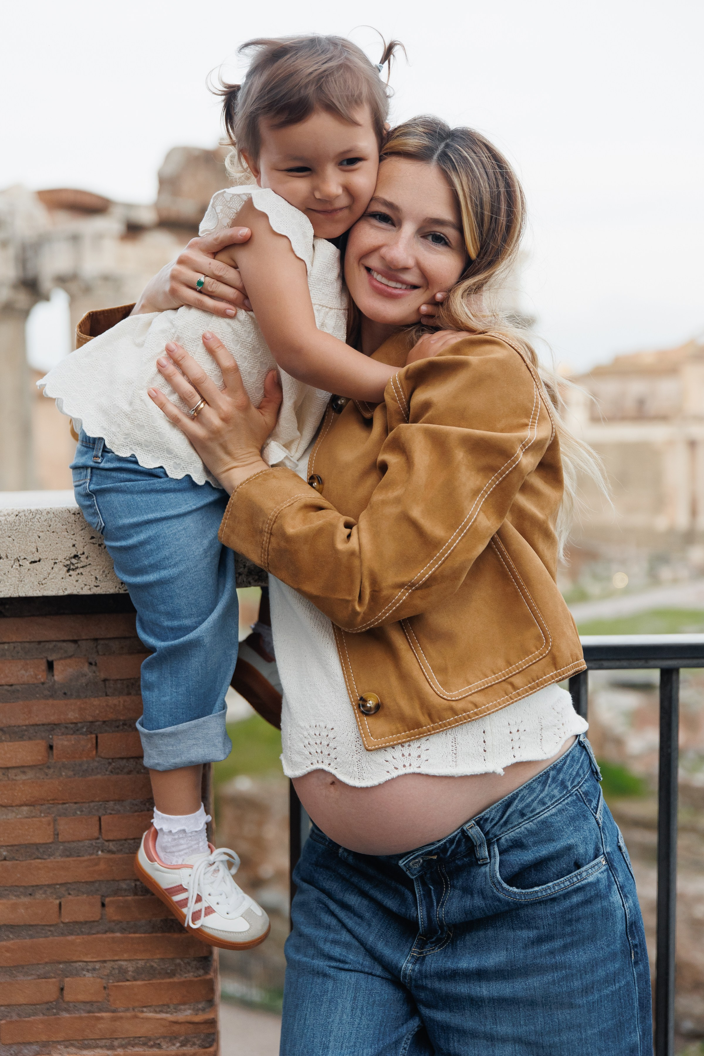 Famaly shooting in Rome. Wedding Photographer Rome Tuscany Como Sicily Puglia Amalfy Italy- Oksana Savenchuk