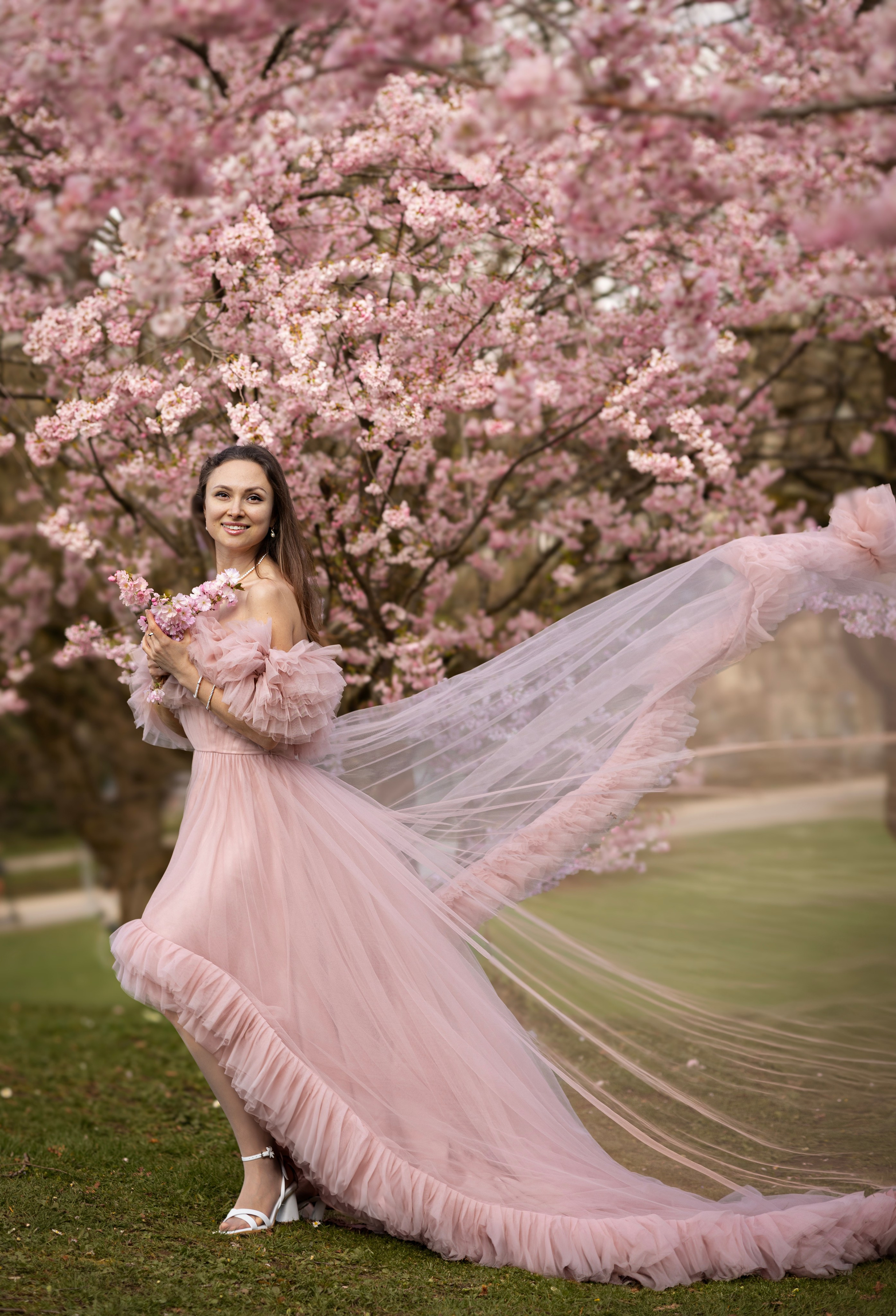 Long dresses shooting. Photographer in Munich