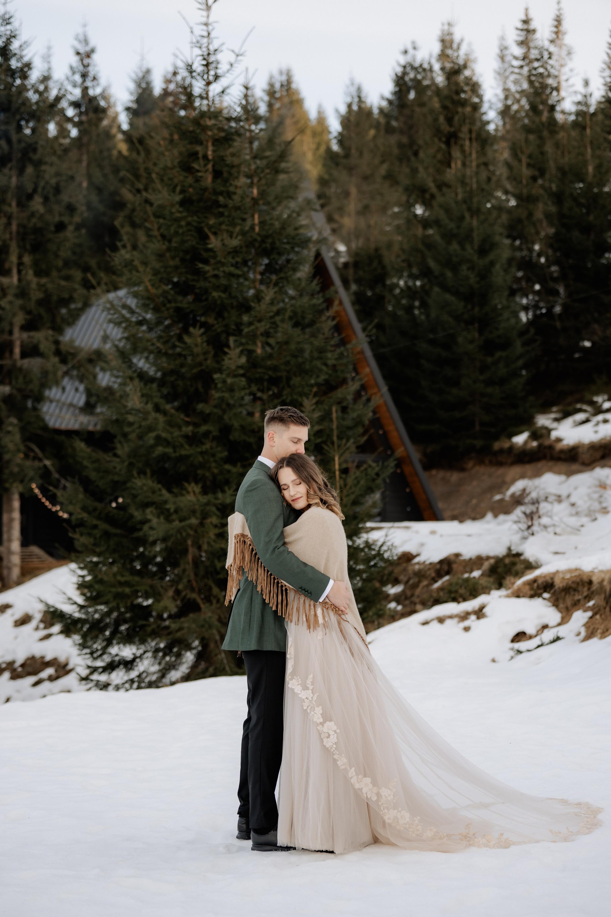 Stefania + Alex | Mountain Elopement Wedding. Proud Vision Weddings | Wedding Photography & Film — Servicii profesionale Foto Video Nunta Iasi