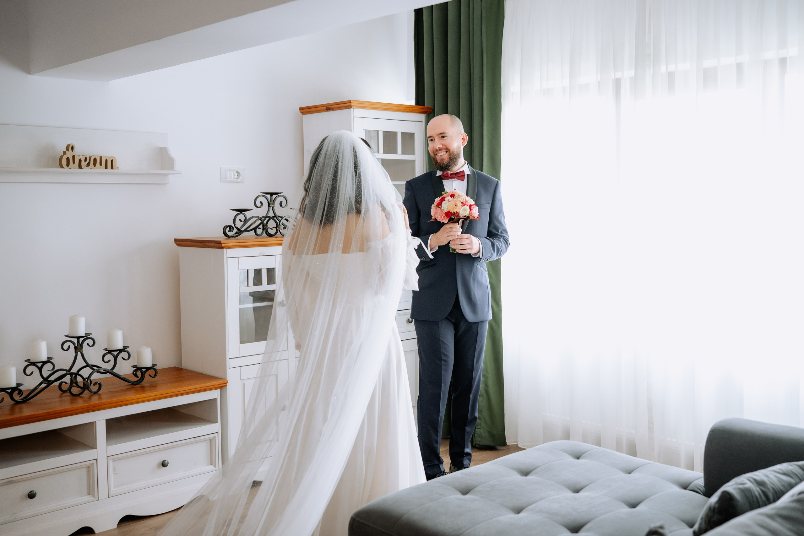 Ioana + Razvan | Wedding day. Proud Vision Weddings | Wedding Photography & Film — Servicii profesionale Foto Video Nunta Iasi