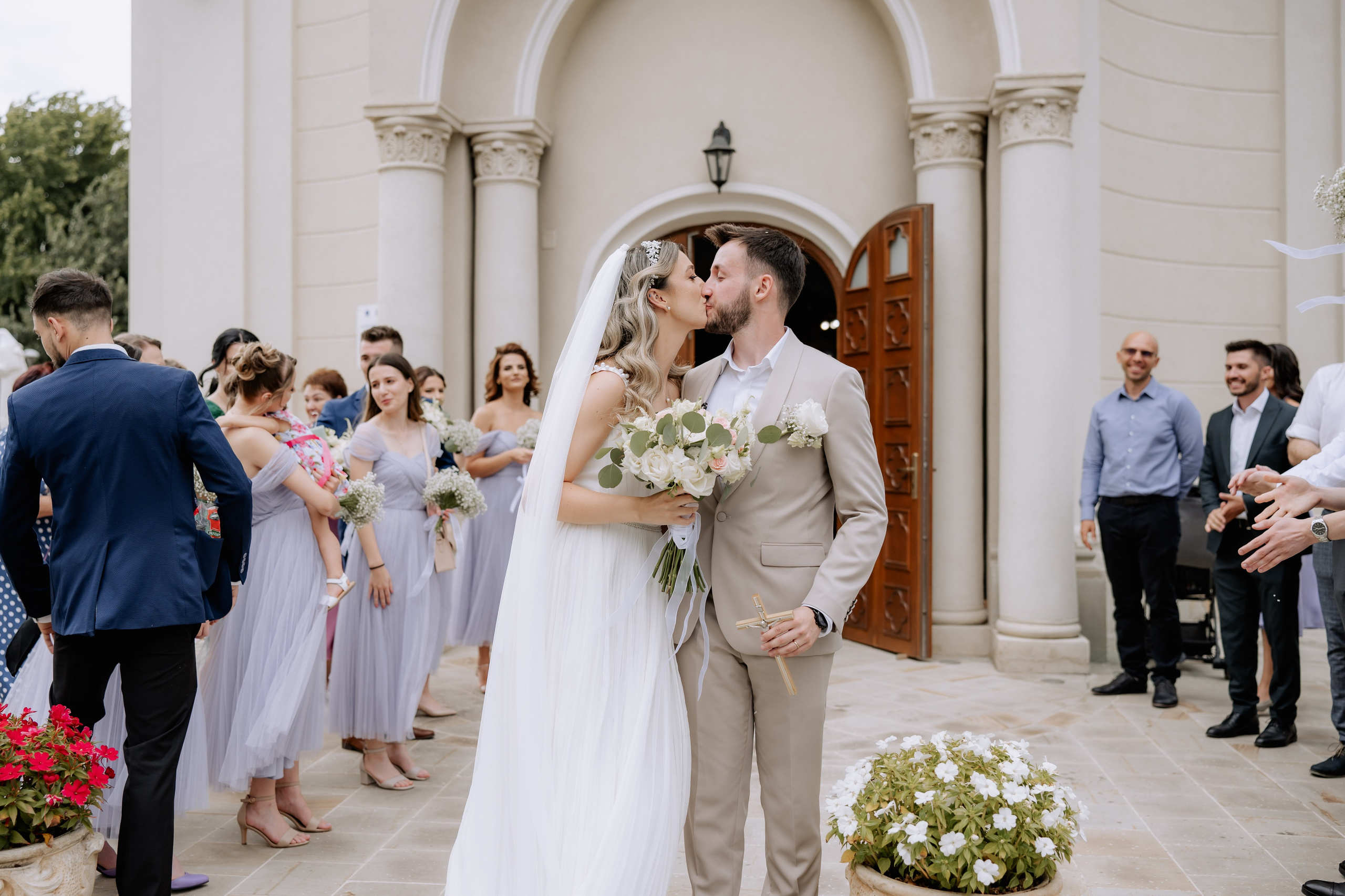 Madalina + Cosmin | Wedding day. Proud Vision Weddings | Wedding Photography & Film — Servicii profesionale Foto Video Nunta Iasi