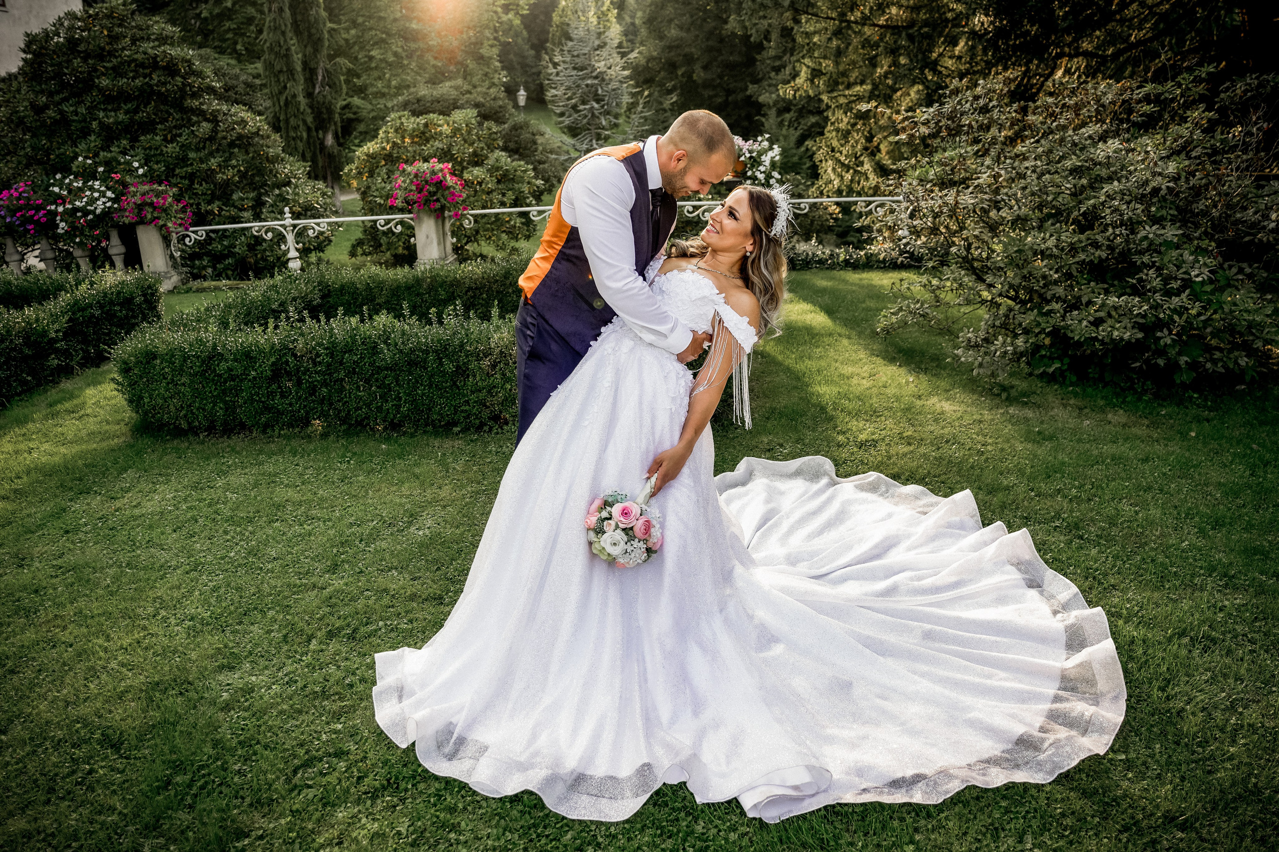 Pavel & Yveta. Svatební fotograf a kameraman v Česku a po celé Evropě — Teplice, Ústí nad Labem, Praha, Drážďany