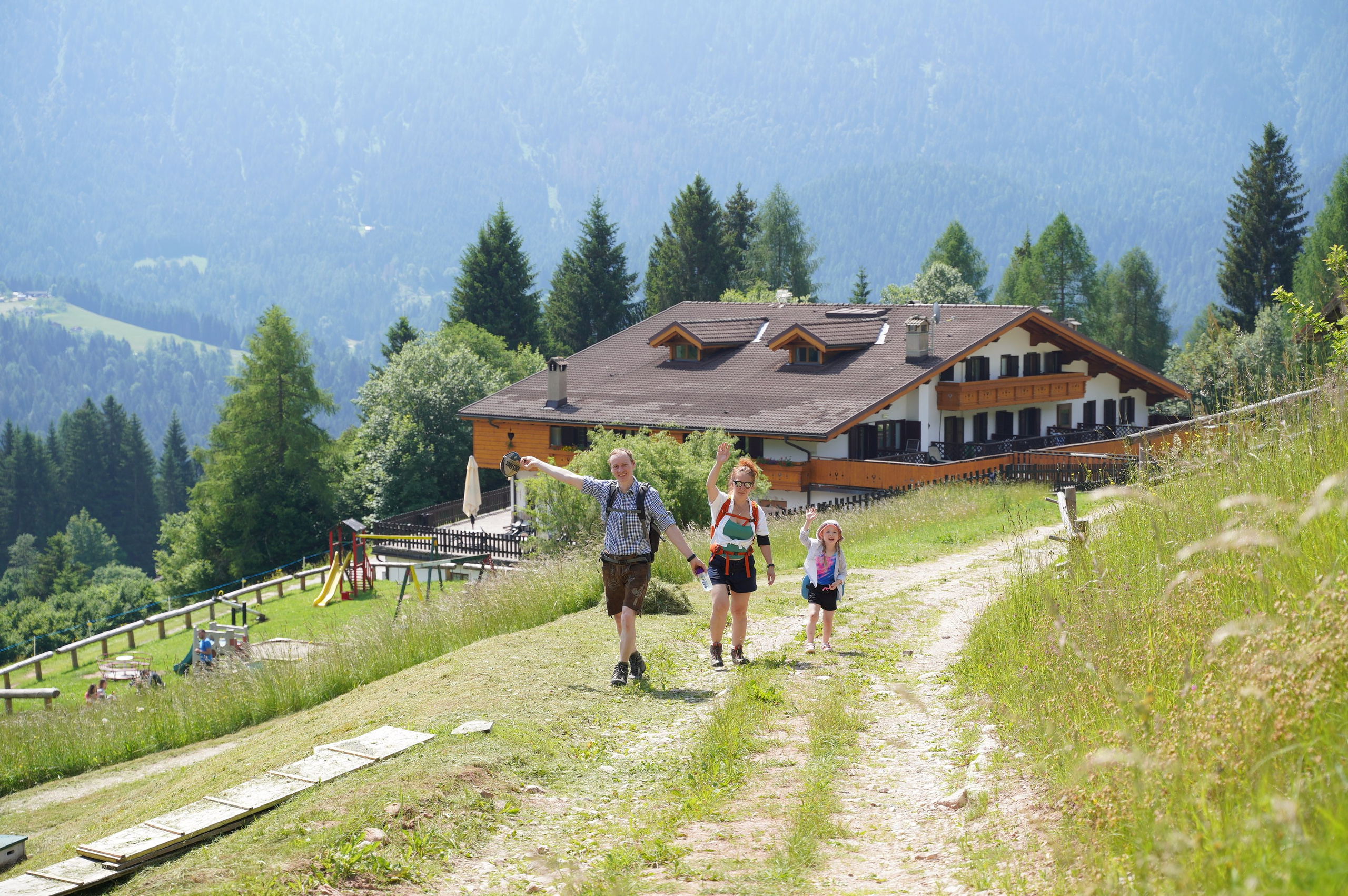 Атмосфера нашего лагеря. Семейные лагеря в Европе с Ниной Янечковой и Ириной Зиновьевой