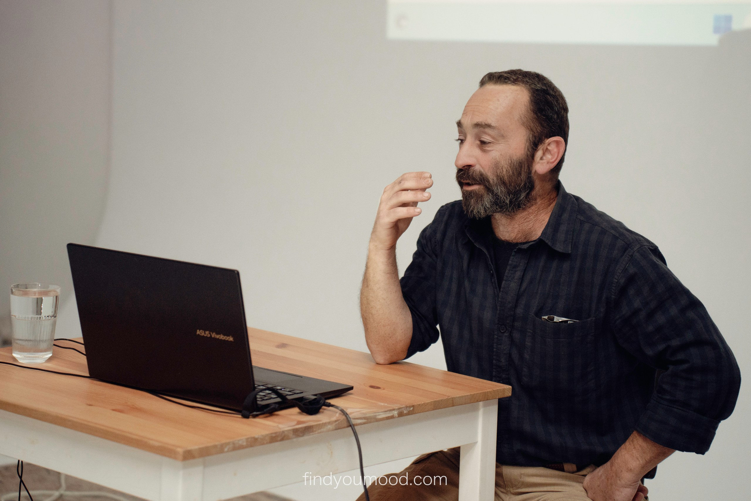 TOHUBOHU. Photo and video shooting