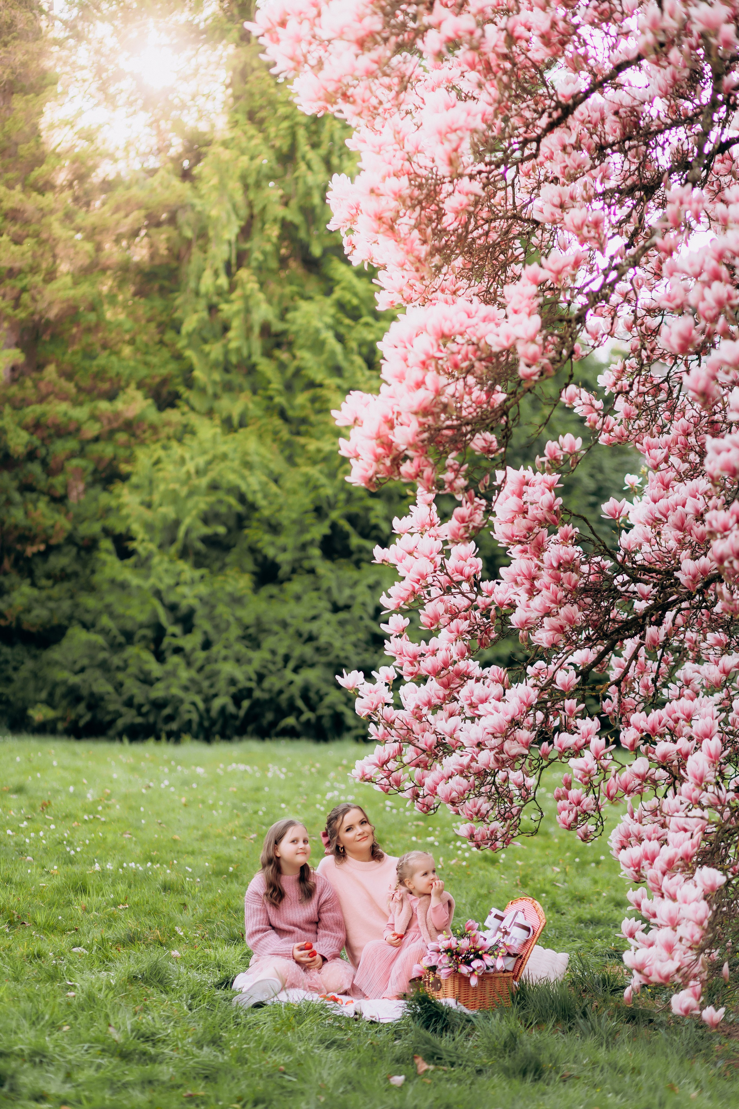 Tatiana, Alisa, Daria. Wedding and Family Photograph