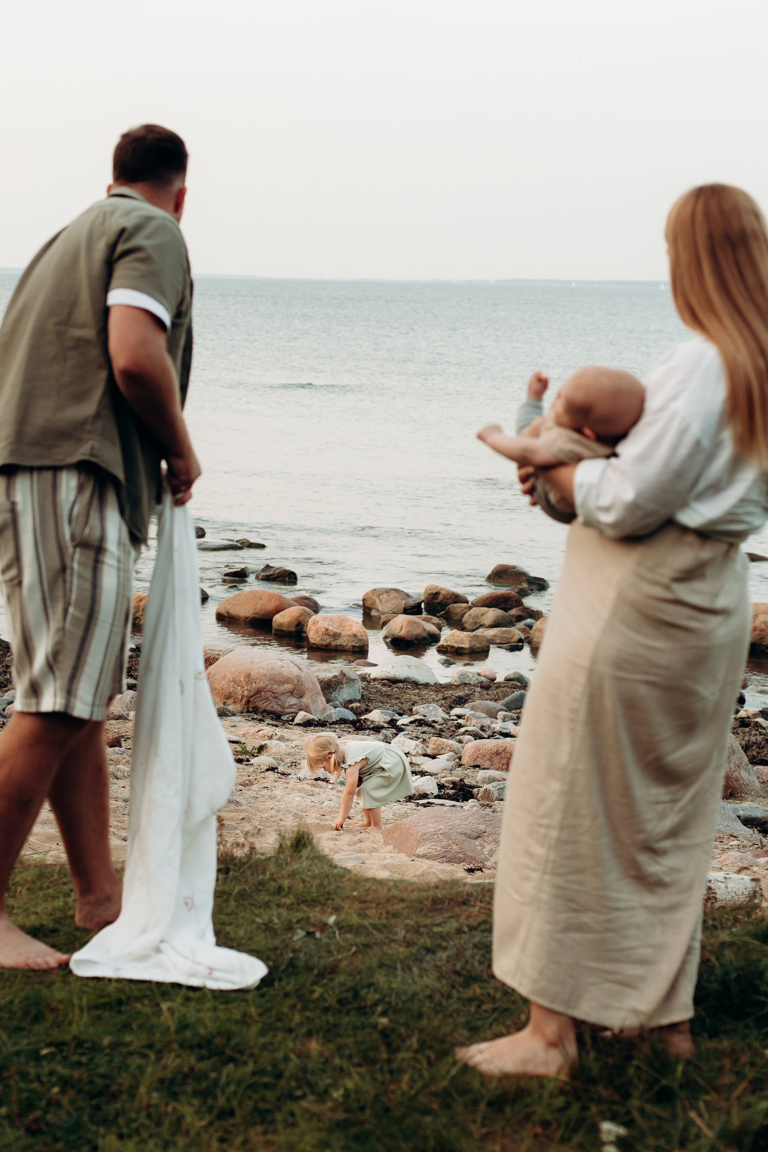 Эвелин, Иван, Саша и Эван. Главная