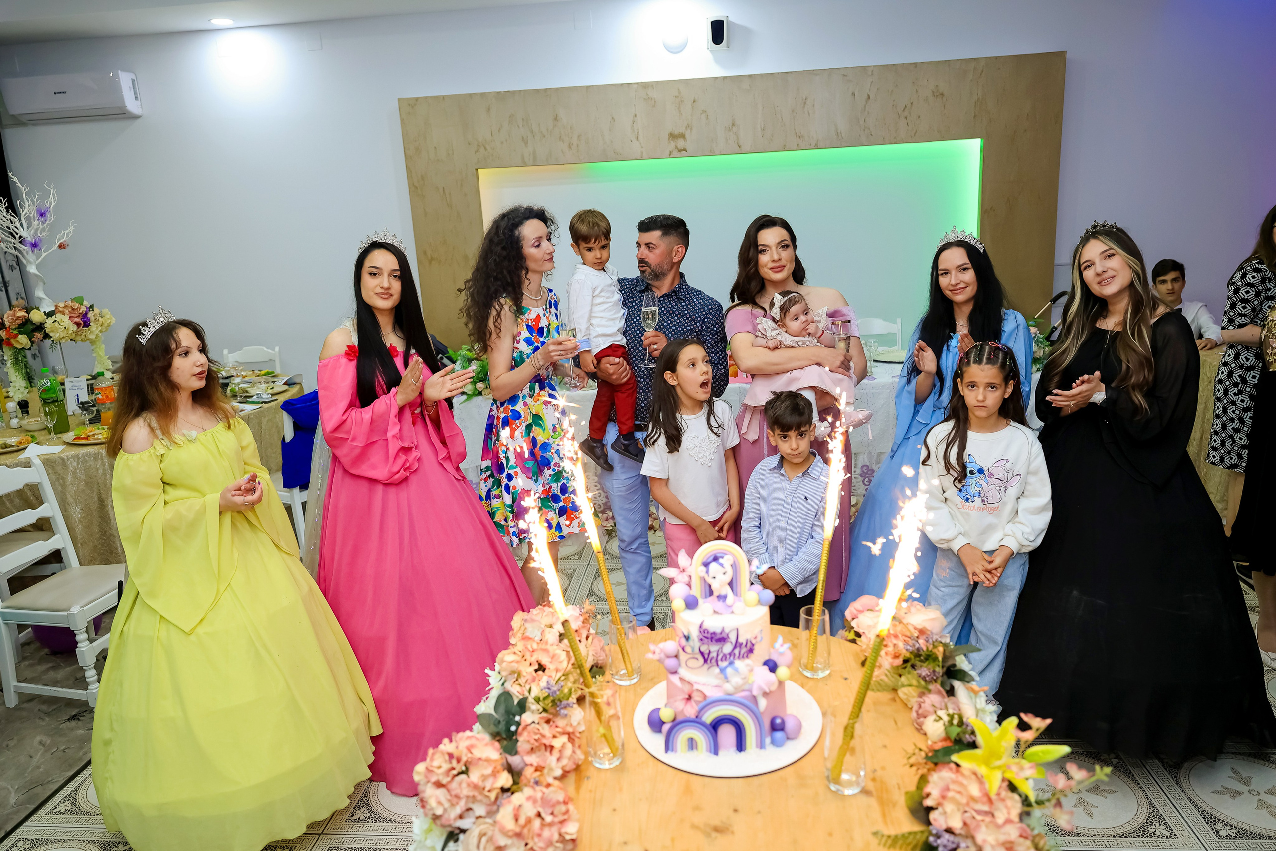 Iris Stefania. Moments By Gub