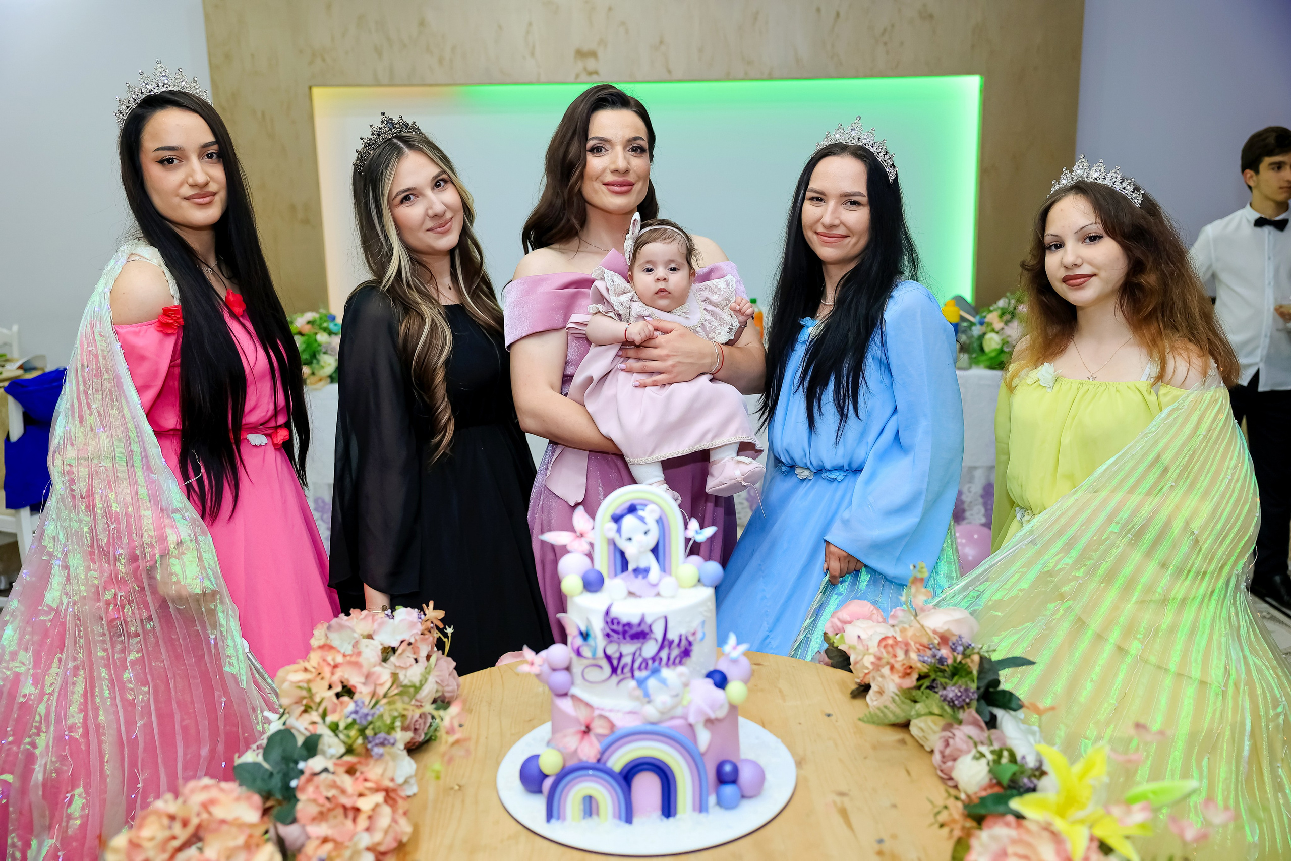 Iris Stefania. Moments By Gub