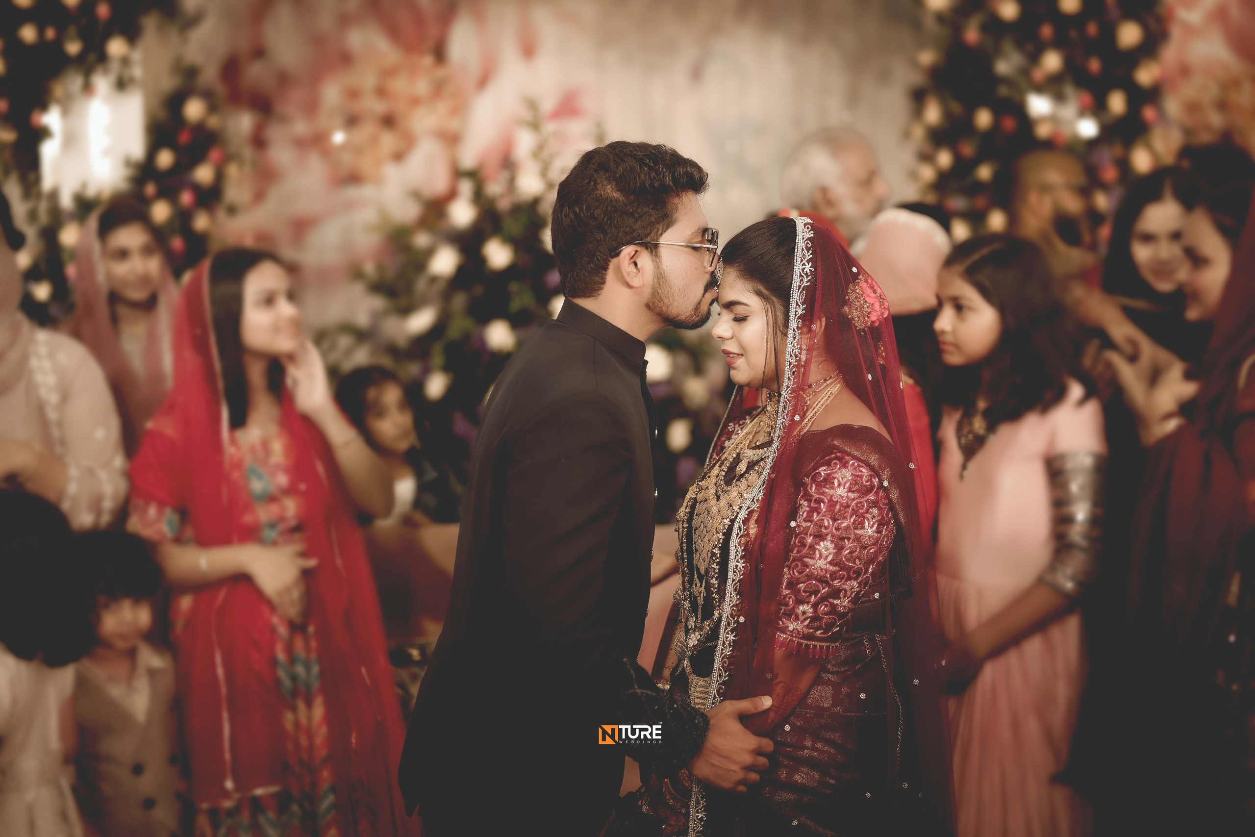 PHOTOS. NTURE WEDDING