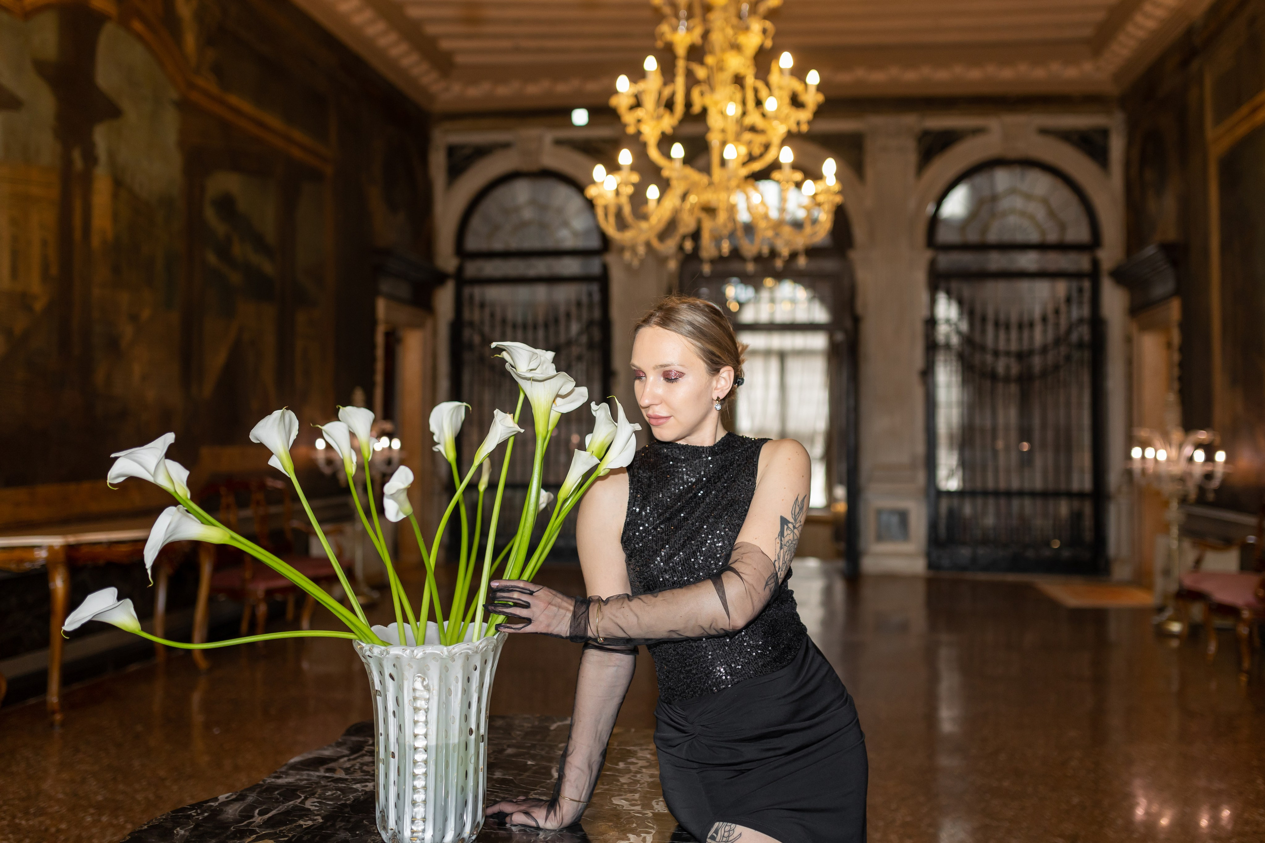 Love story in ancient palace