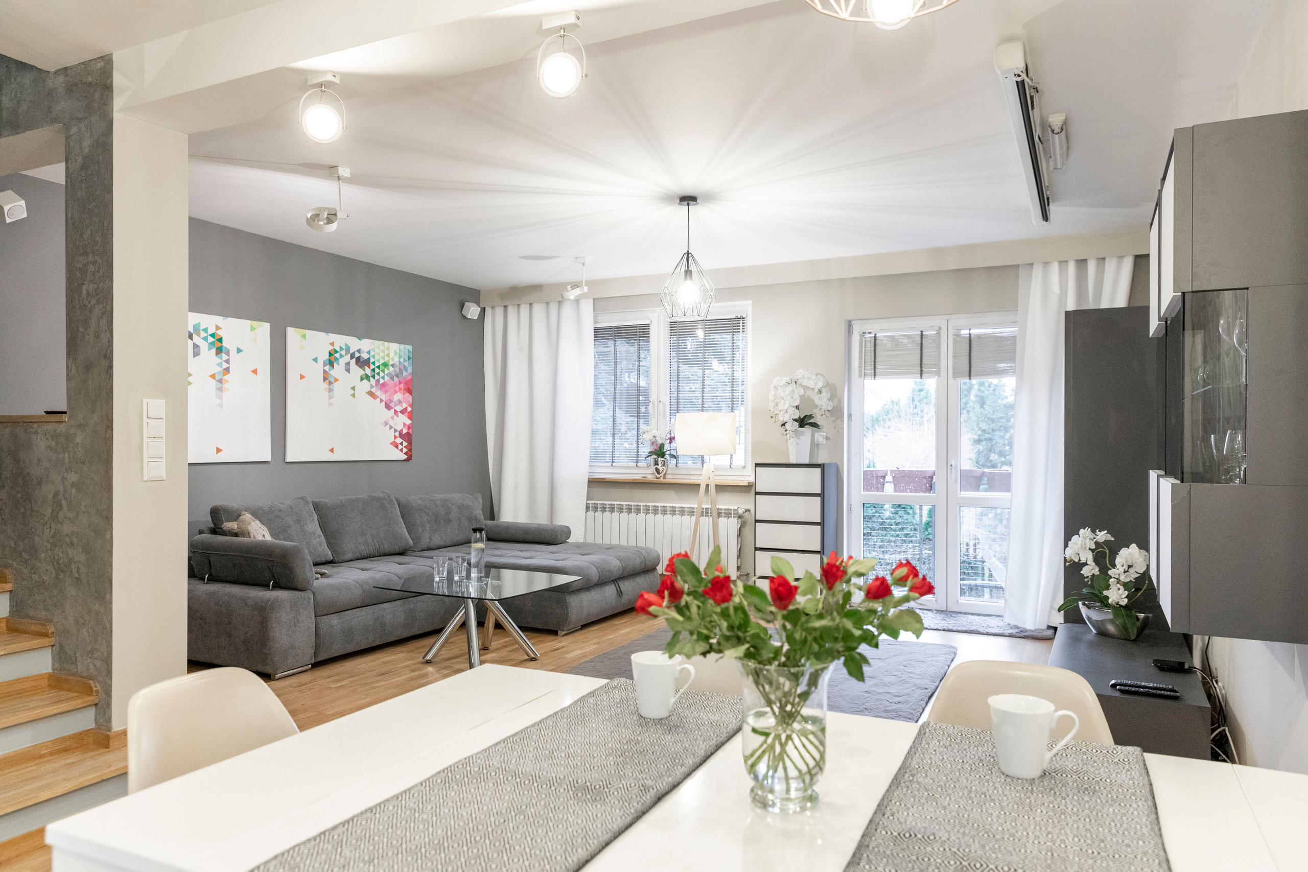 Fotografia wnętrz Warszawa. Fotograf Nieruchomości i Wnętrz