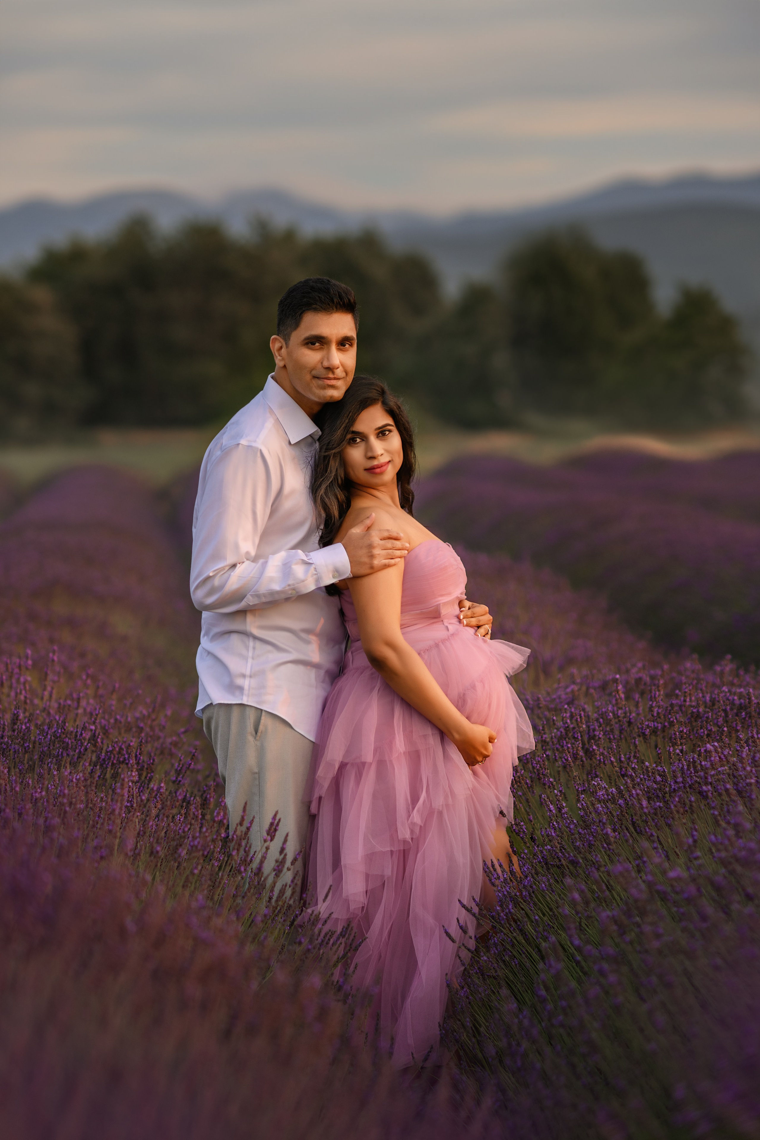 Praveena. Wedding & family photography in Seattle area. Helen Michelle photographer