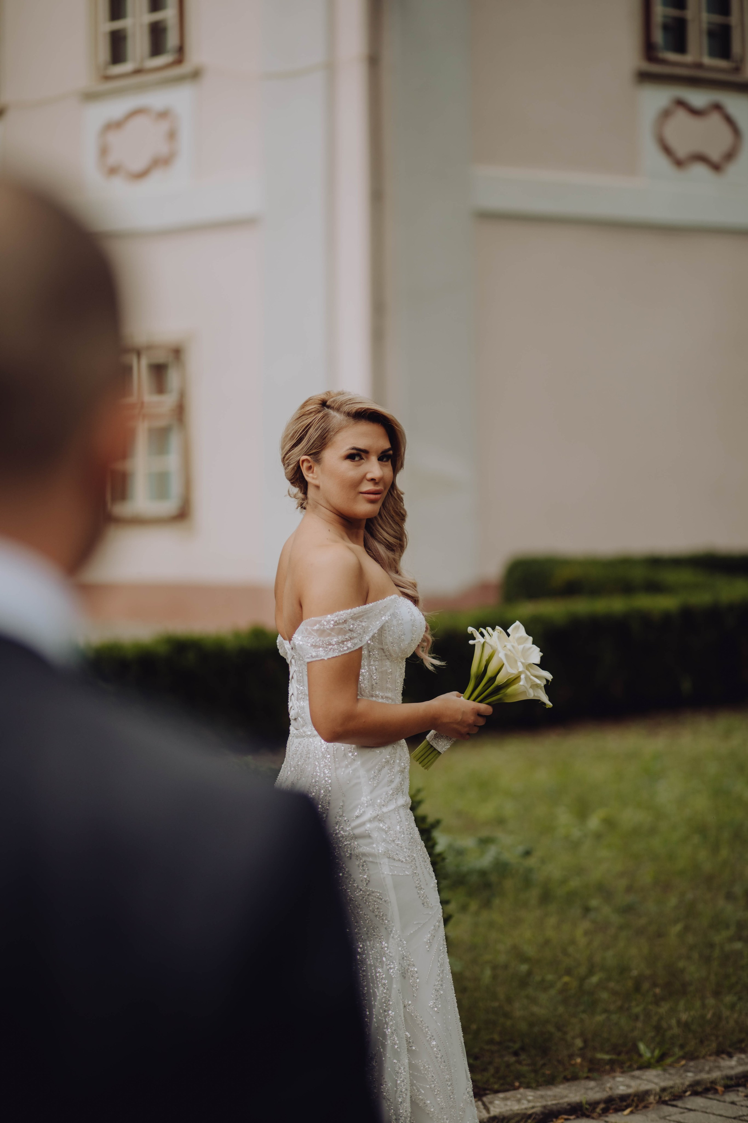 Liviu & Simona. Wedding & couple photographer from Romania Rut Vetan