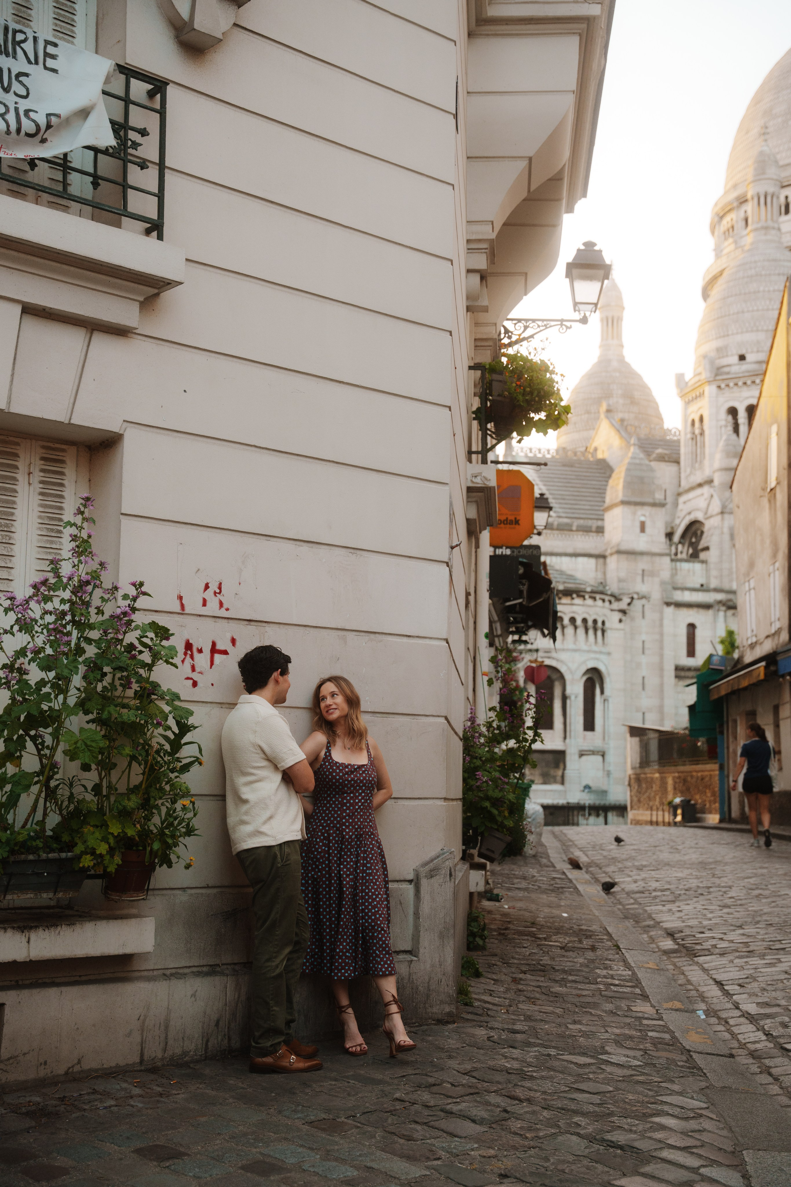 Julian & Sarah in Montmartre