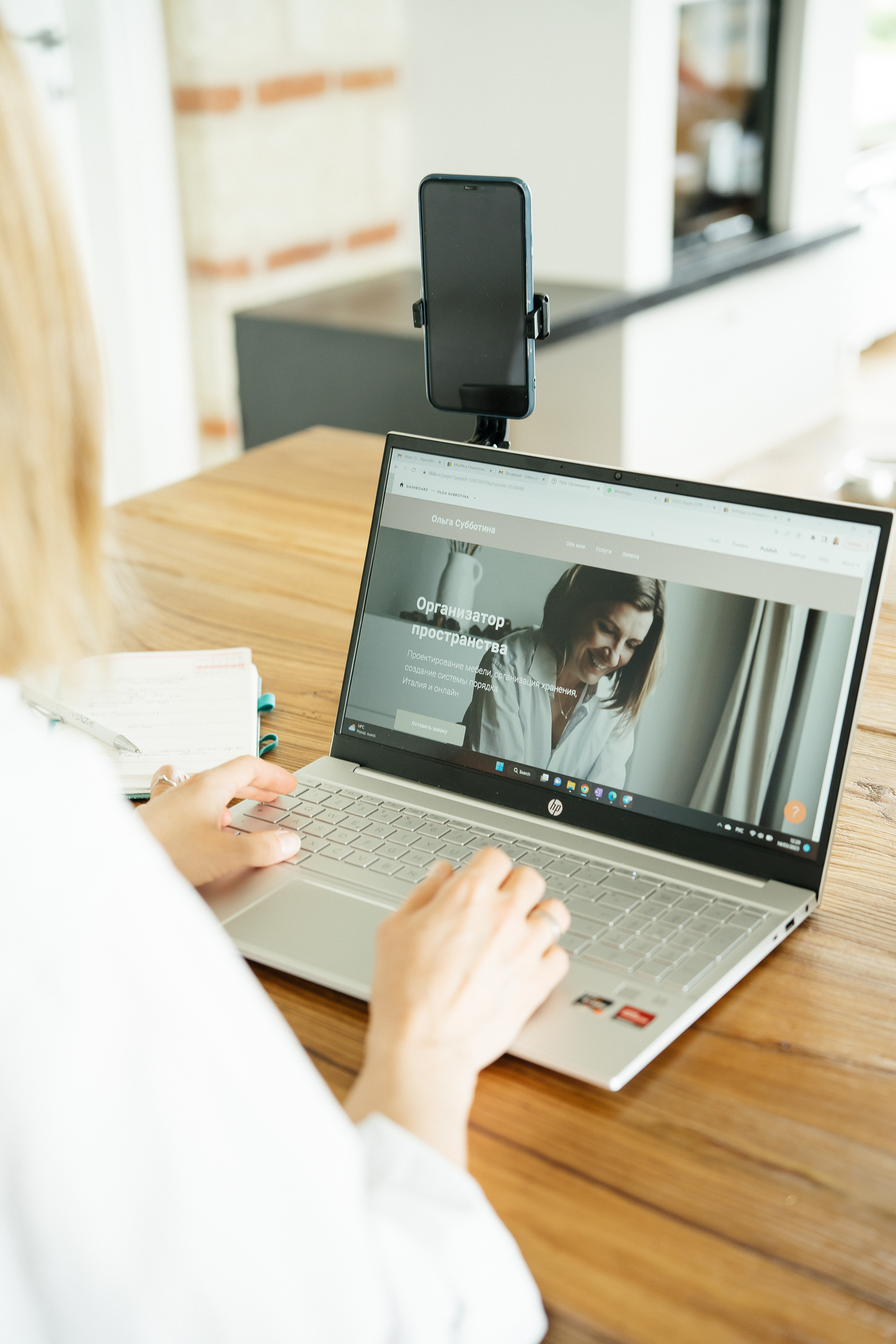 SHOOTING FOR BLOGER. PHOTOGRAPHER IN ITALY