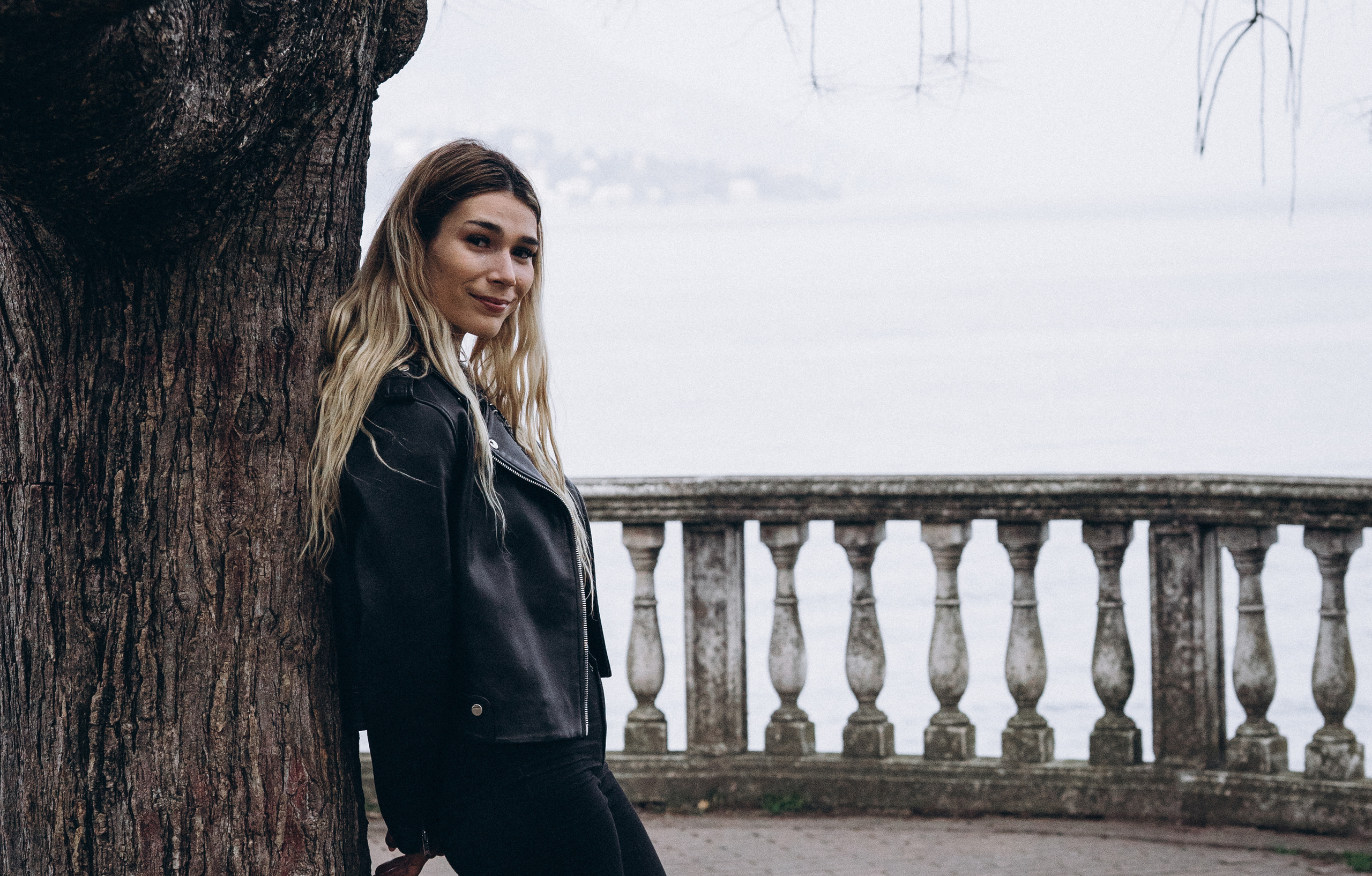 NICOLE. PHOTOGRAPHER IN ITALY