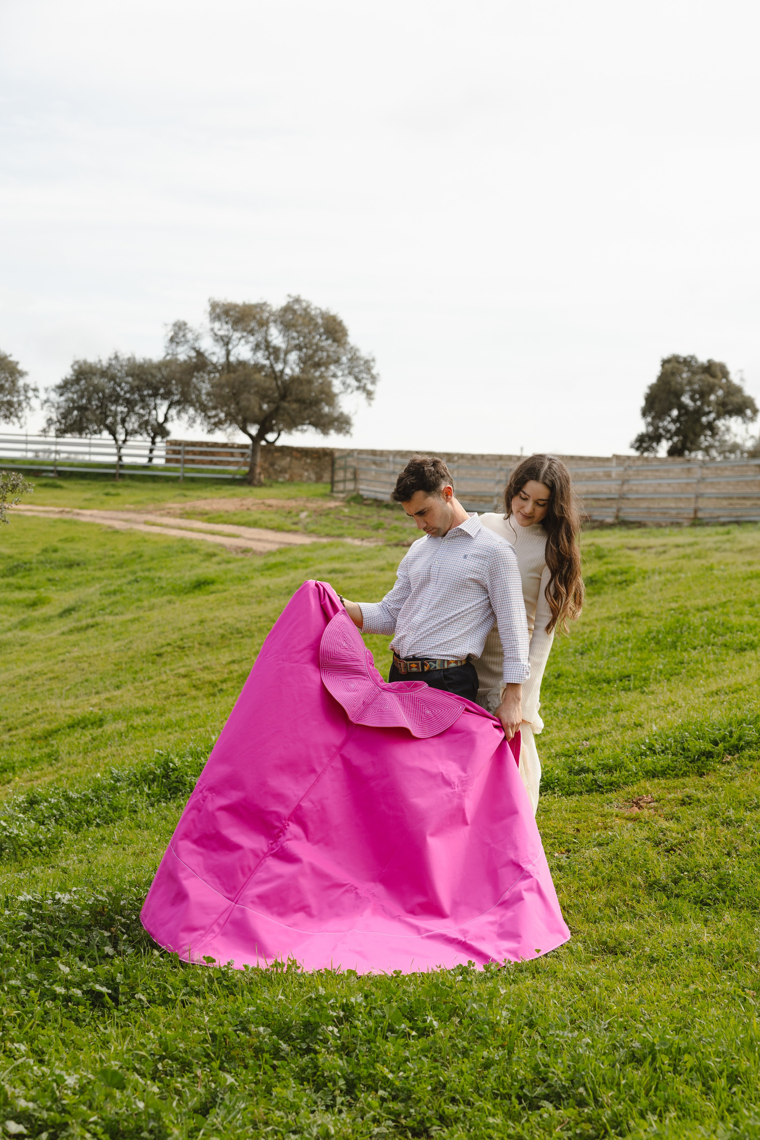 PREBODA EN UNA GANADERÍA DE TOROS. Fotógrafo y Videógrafo de bodas y eventos