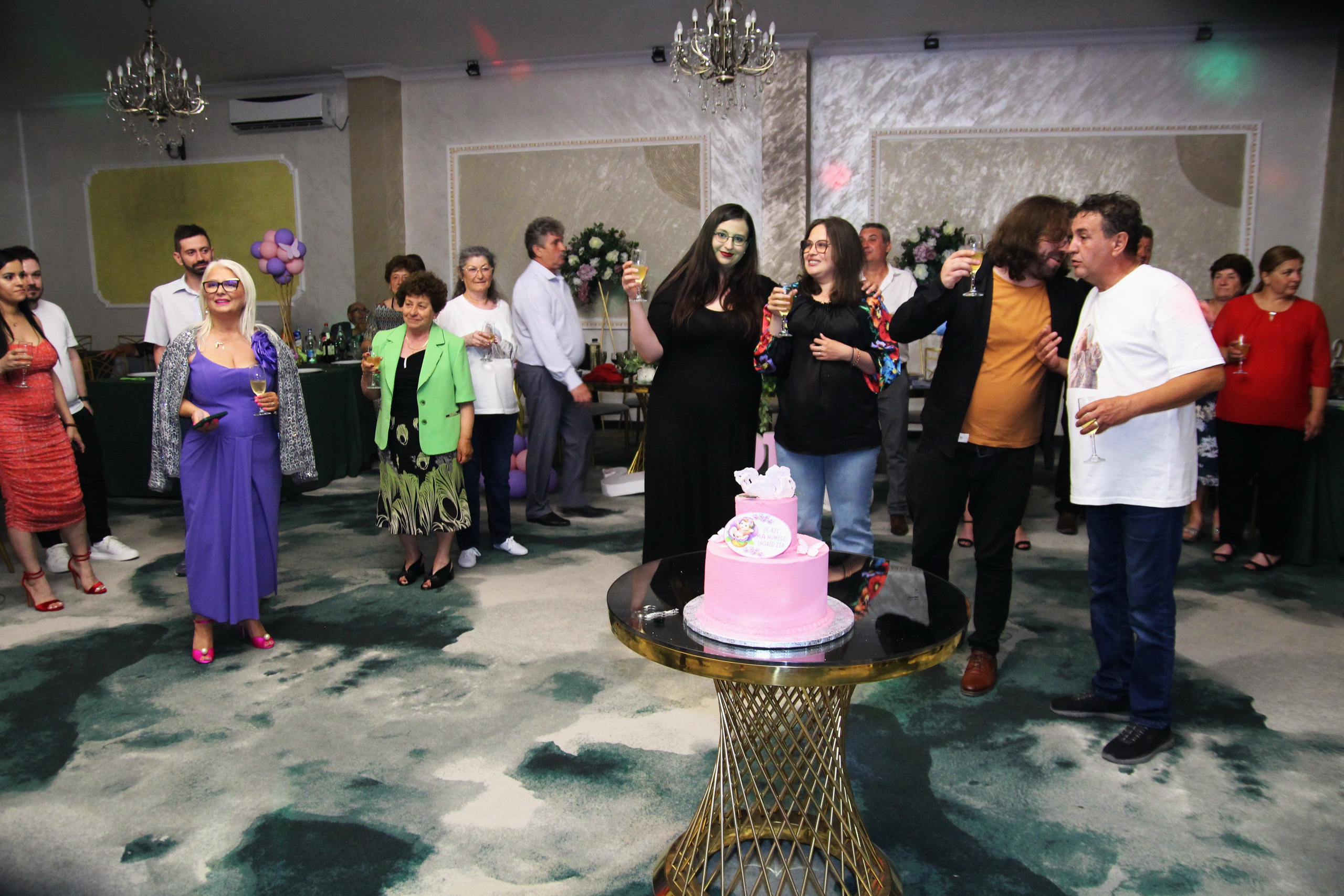 BYZO MEDIA. PETRU BYZO - family and children photographer in ROMANIA