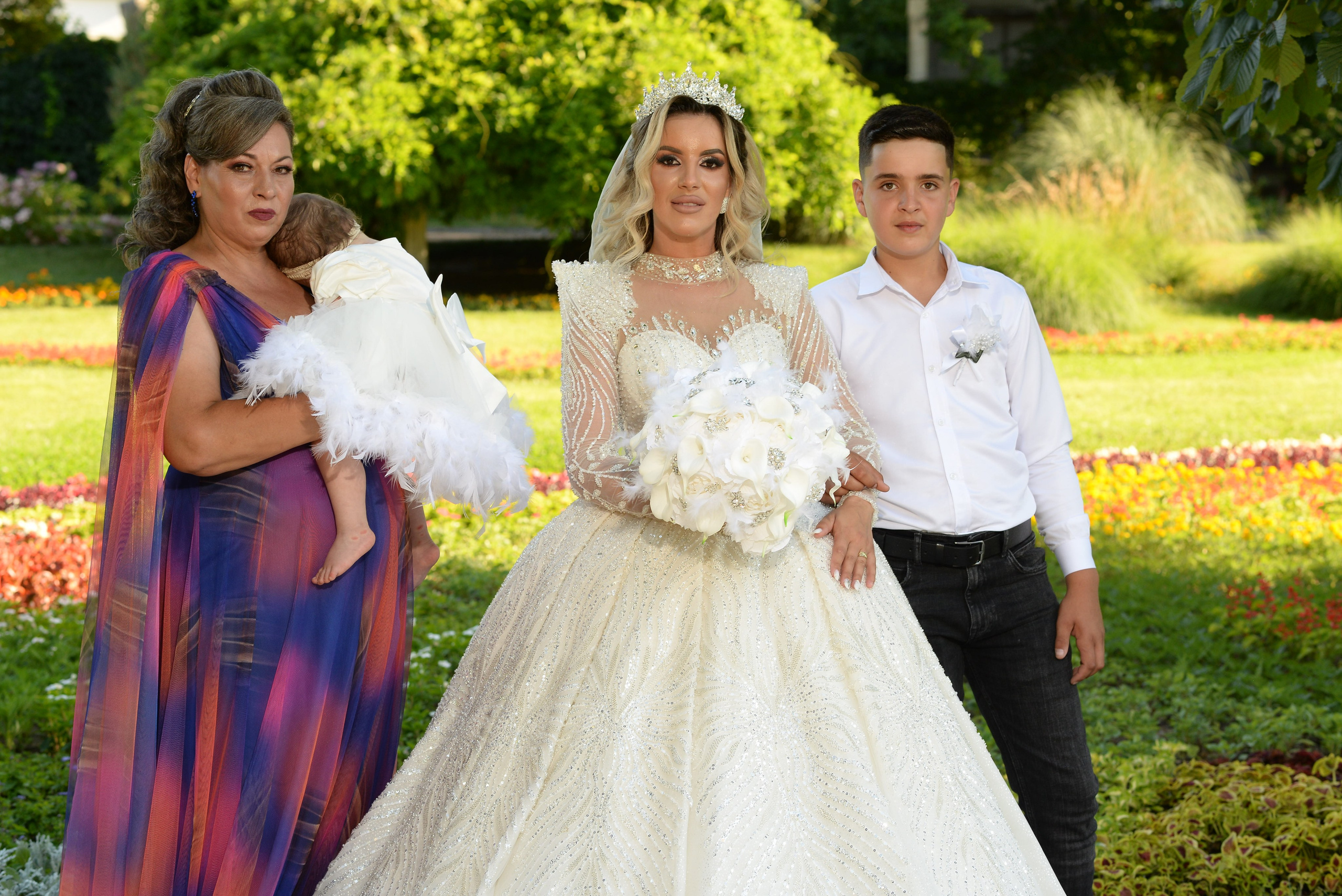 BYZO MEDIA. PETRU BYZO - family and children photographer in ROMANIA