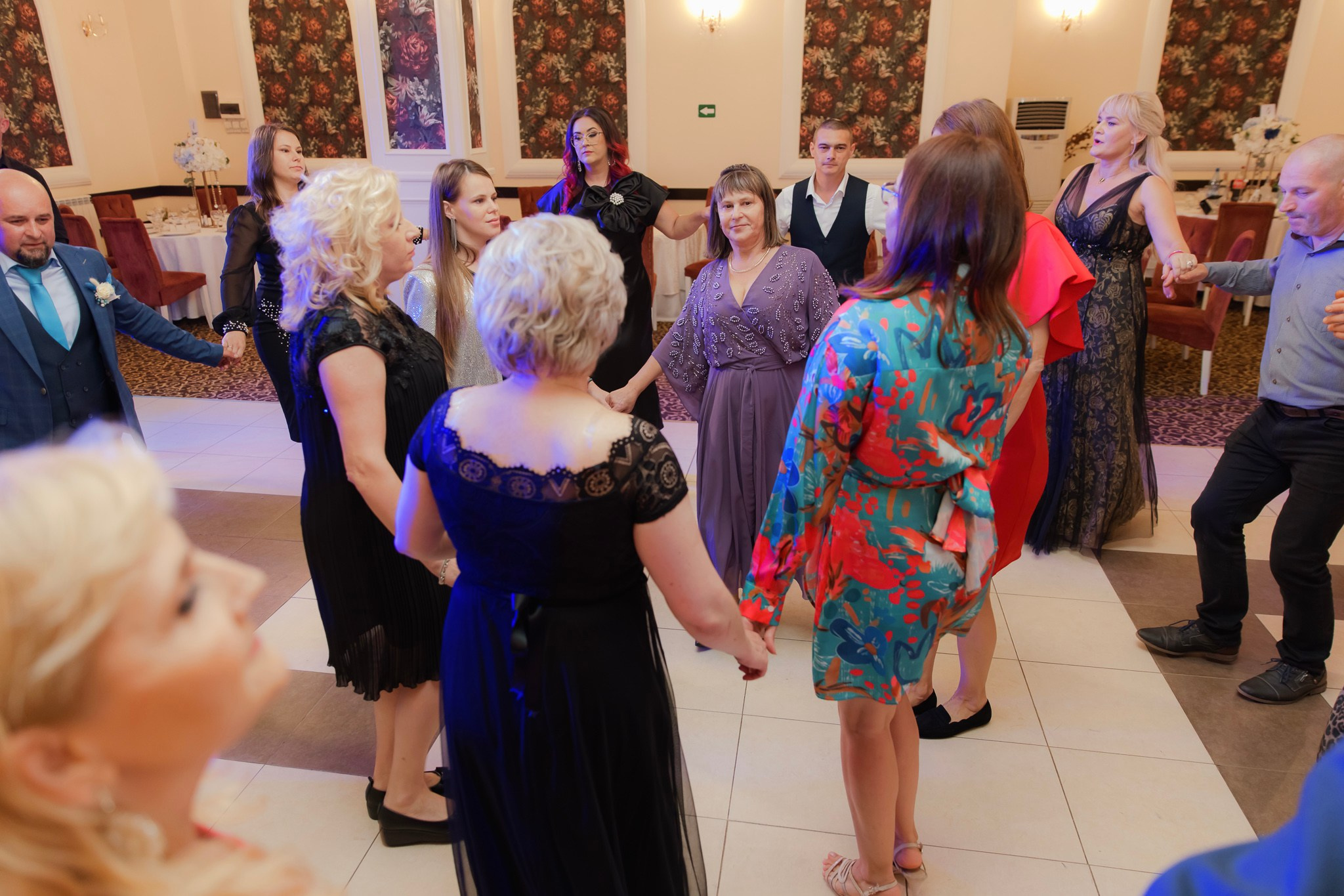 Mihai & Oana. Servicii foto-video profesionale, pentru momente de neuitat