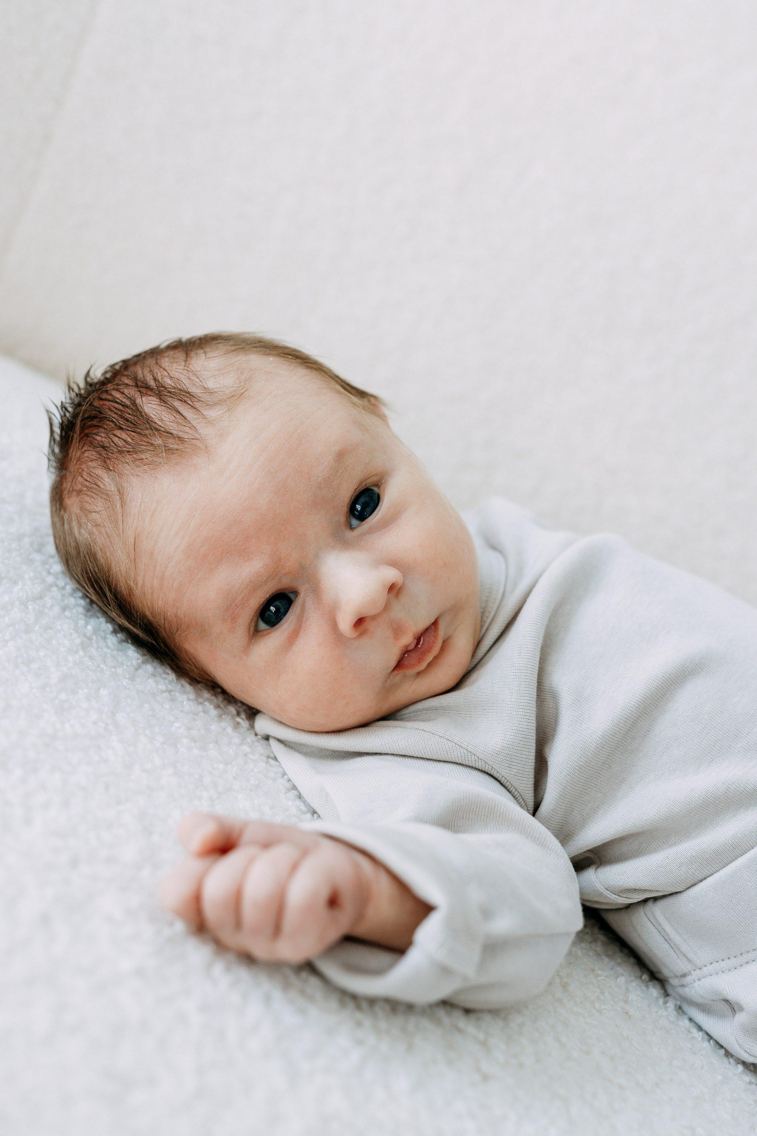Neugeborene. Professionele fotografin in Münsingen Olesia Wegele