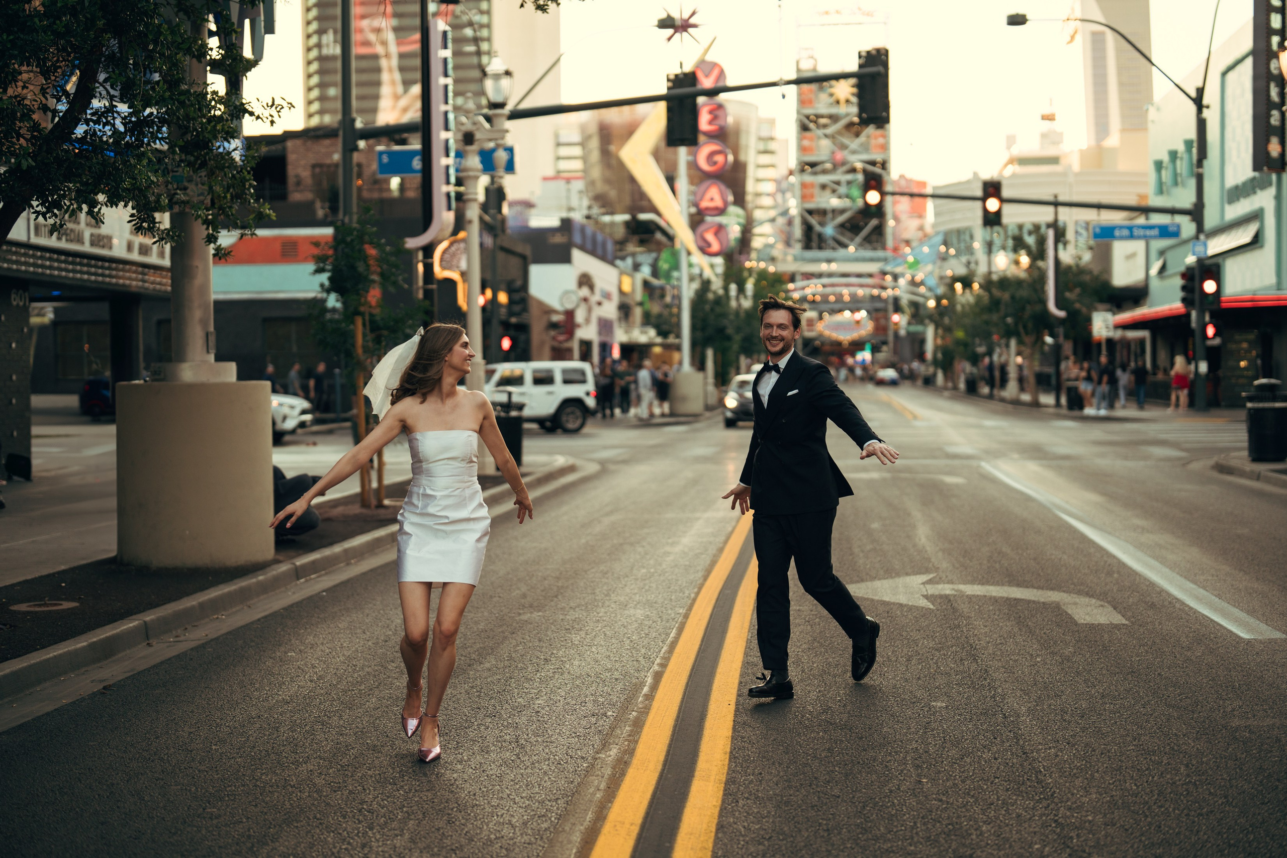 Sabrina&Patrick. Wedding & elopement photographer Viktoriya Kravtsov. Las Vegas