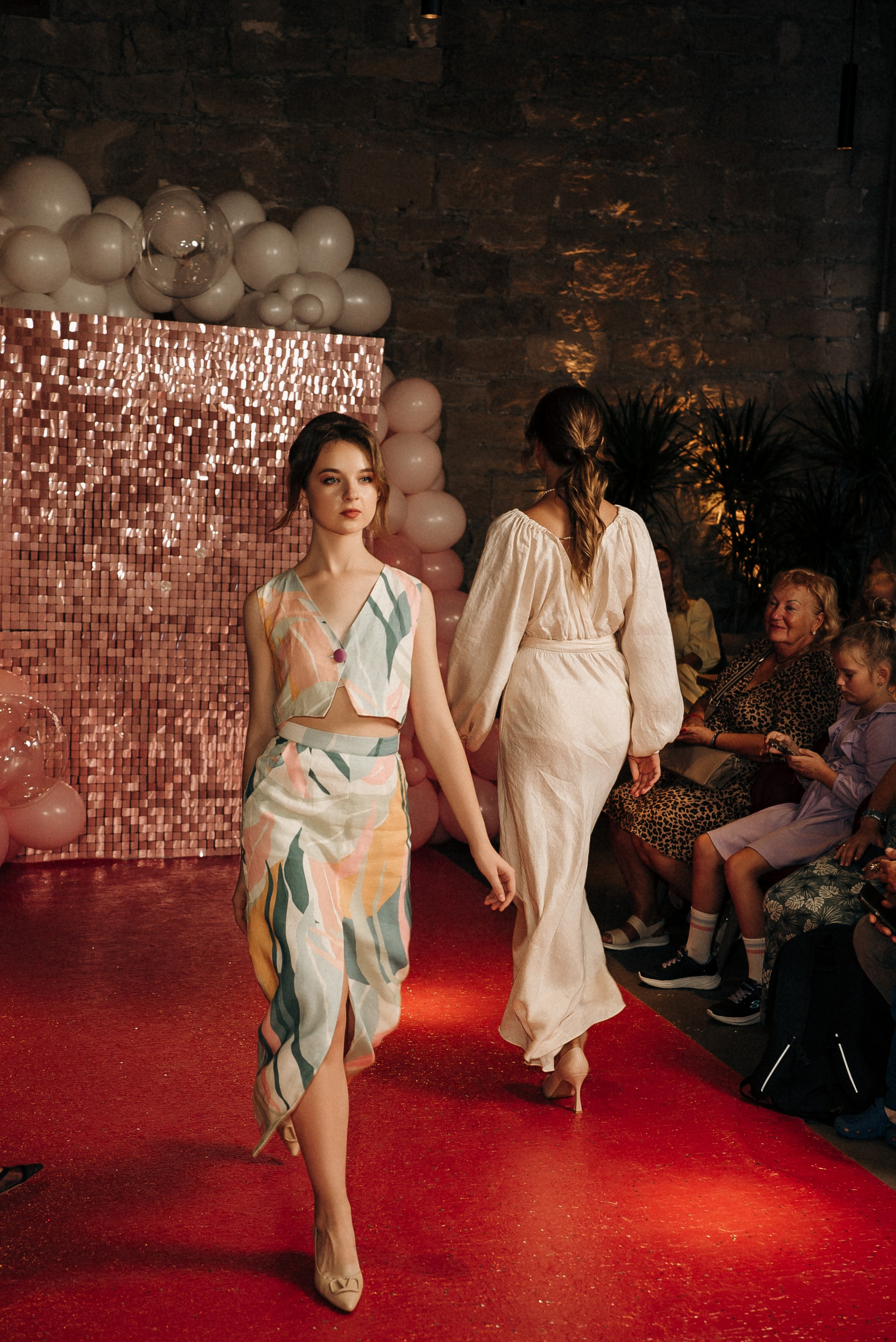 Fashion show. Портретный и семейный фотограф в Лимассоле Кипр Анна Руссу