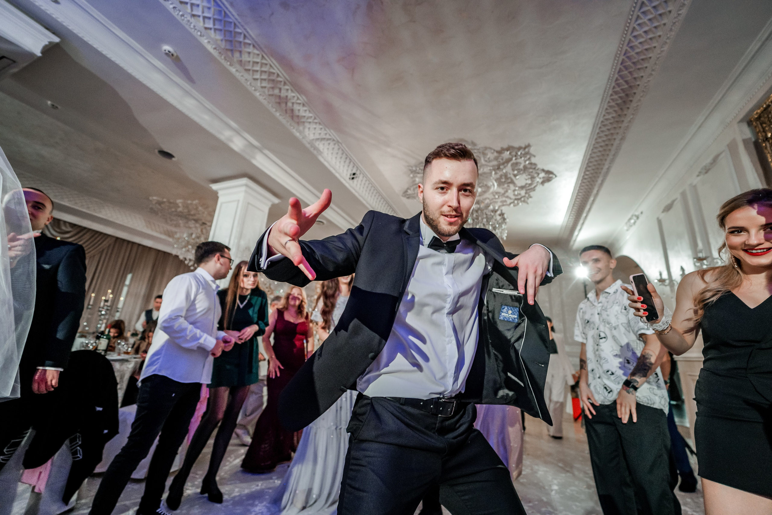 Die Feier. Hochzeits- und Reportagefotograf für München, Regensburg, Deutschland RED LINE Media