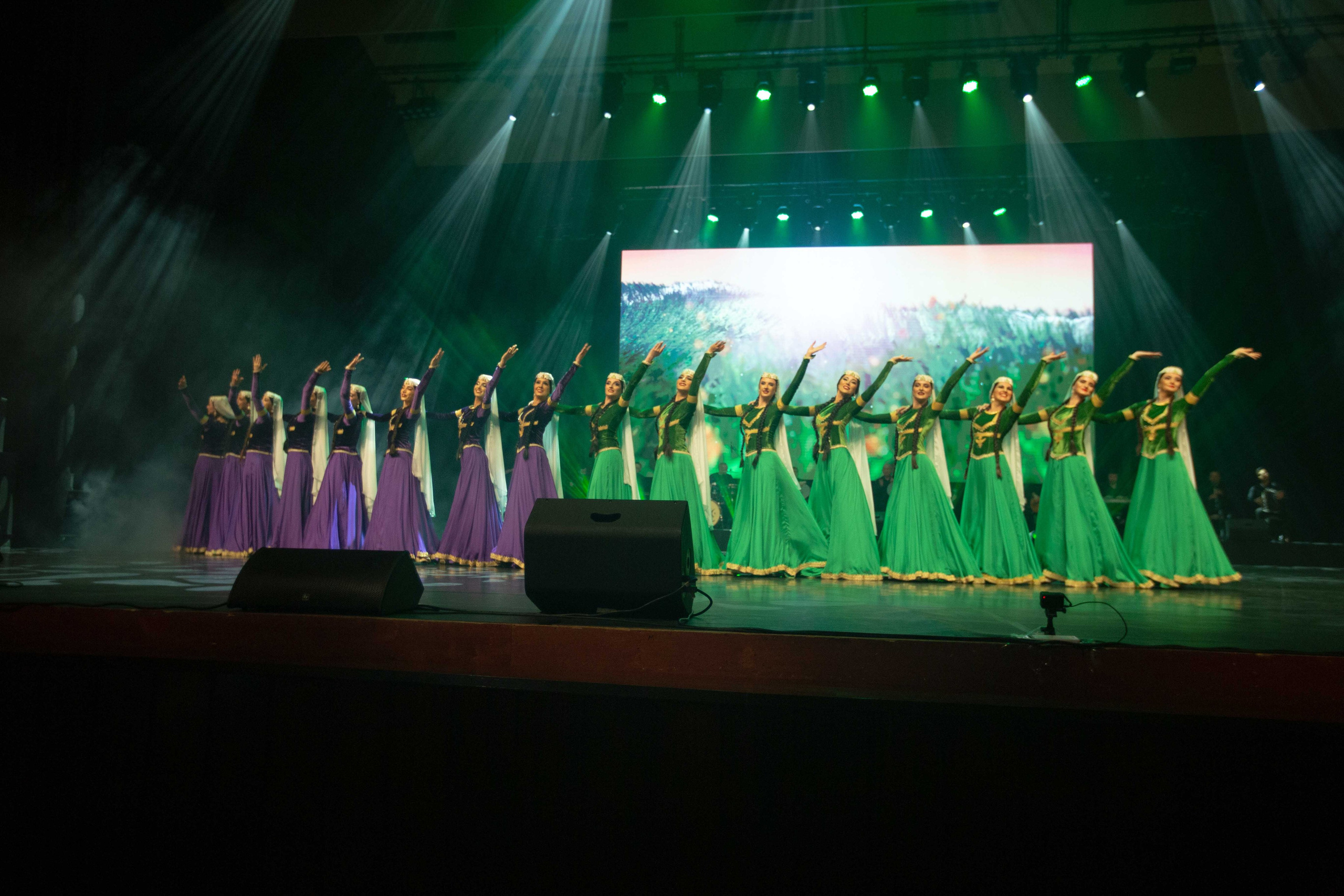 STATE DANCE ENSEMBLE. Wedding&Event photographer Ismail Rzayev in Baku