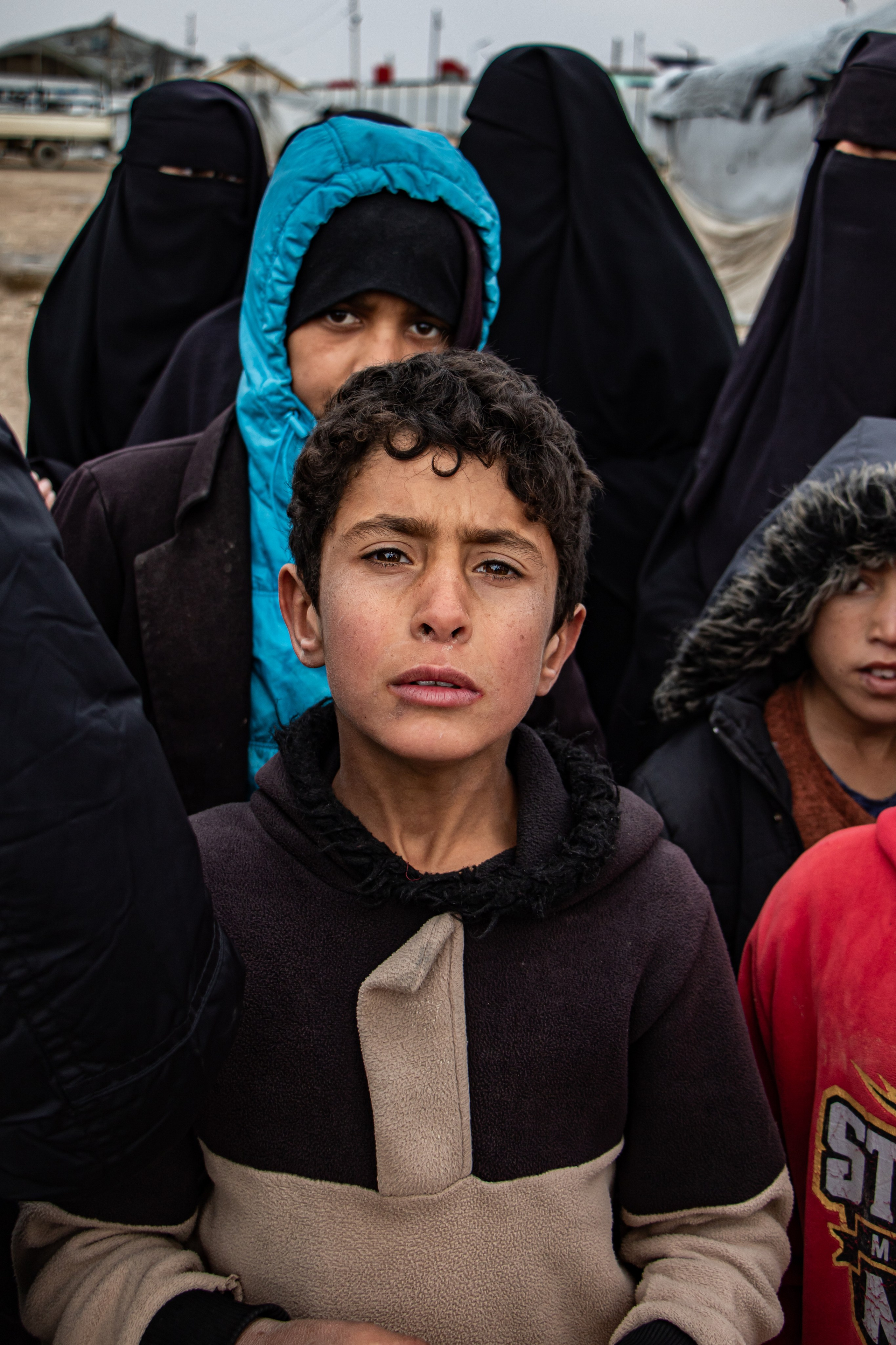 Portrait dans le camps Al-Hol, prisonniers de Daesh, dans le Rojava Kurdistan Syrien.