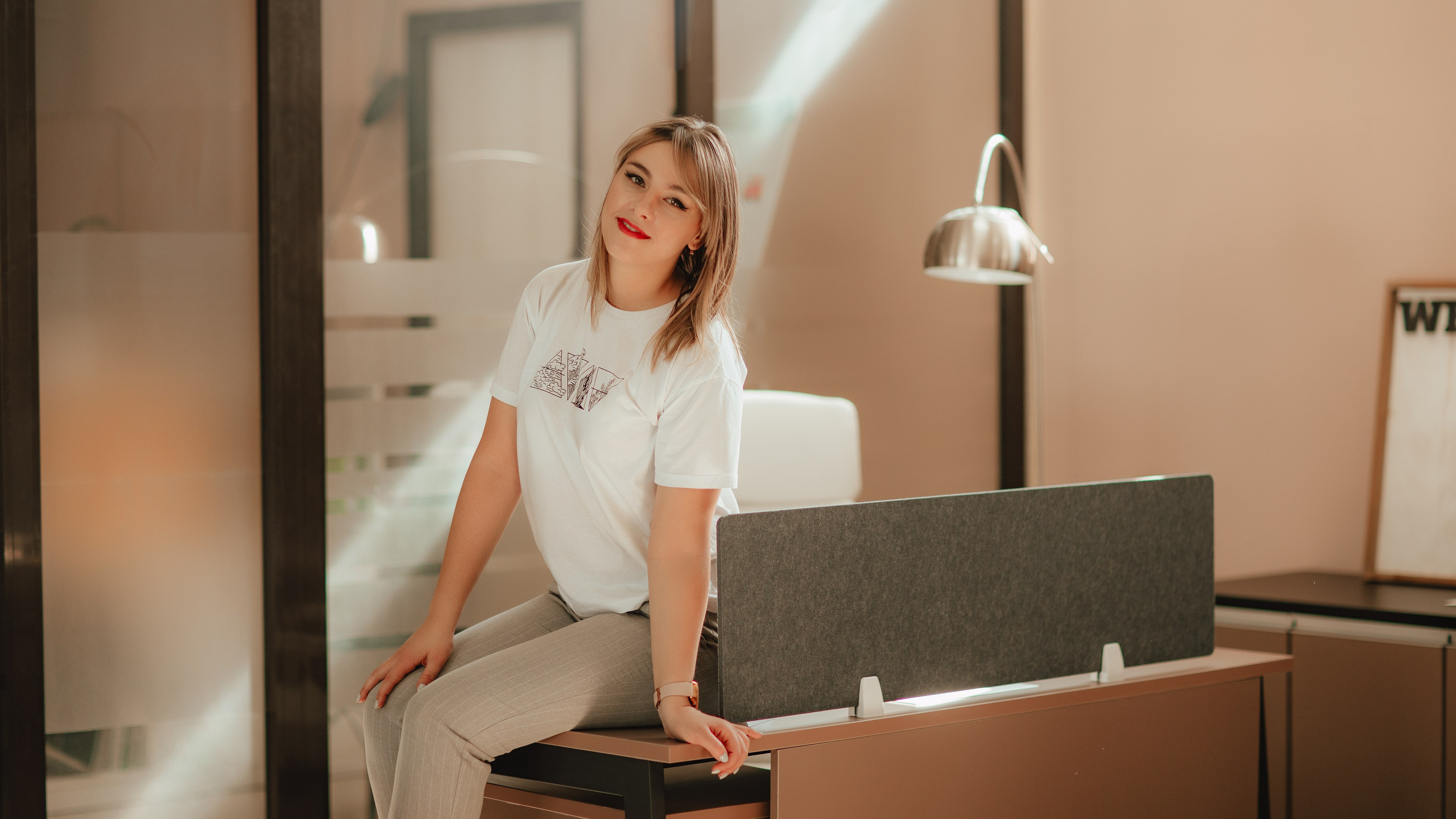 Александра. Дизайнер интерьера. Валерия Вартанова. Фотограф